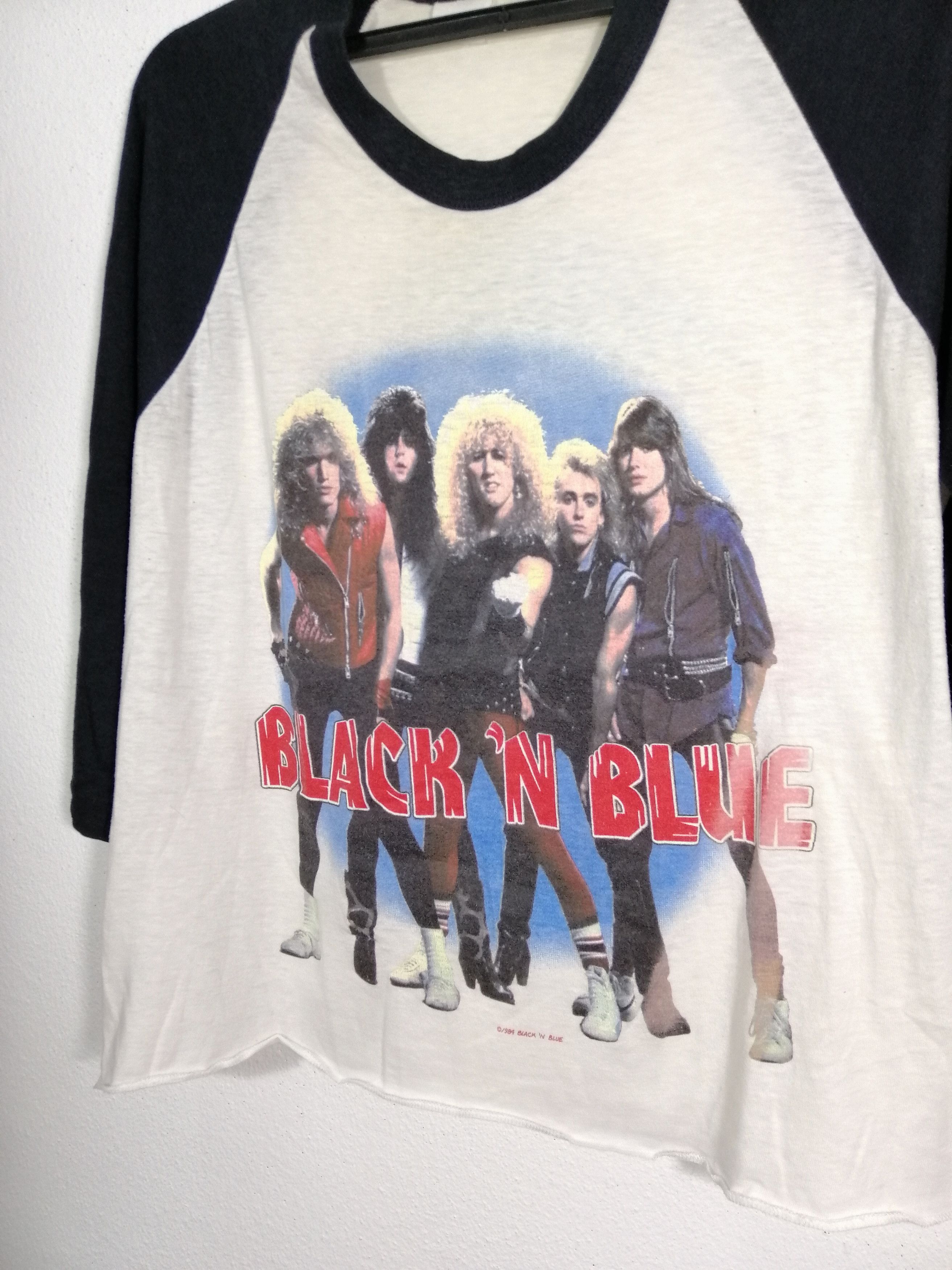Band Tees × Vintage BLACK N BLUE TOUR 1984 Size US M / EU 48-50 / 2 - 6 Thumbnail