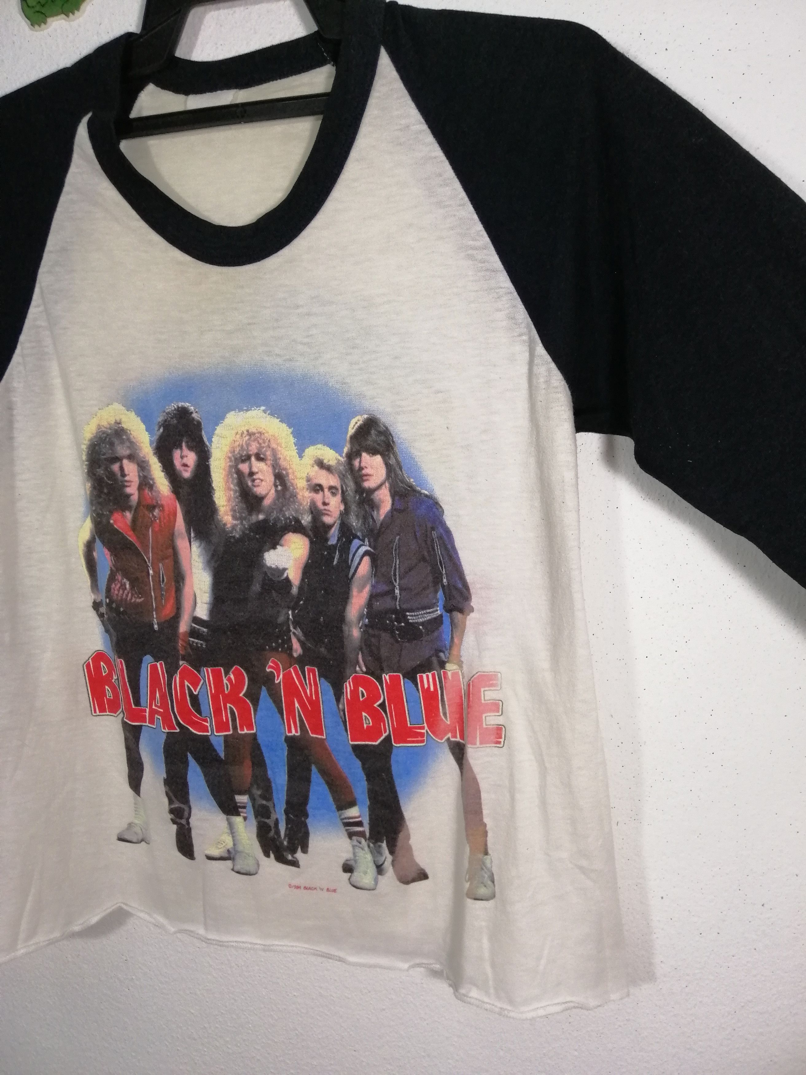 Band Tees × Vintage BLACK N BLUE TOUR 1984 Size US M / EU 48-50 / 2 - 5 Thumbnail