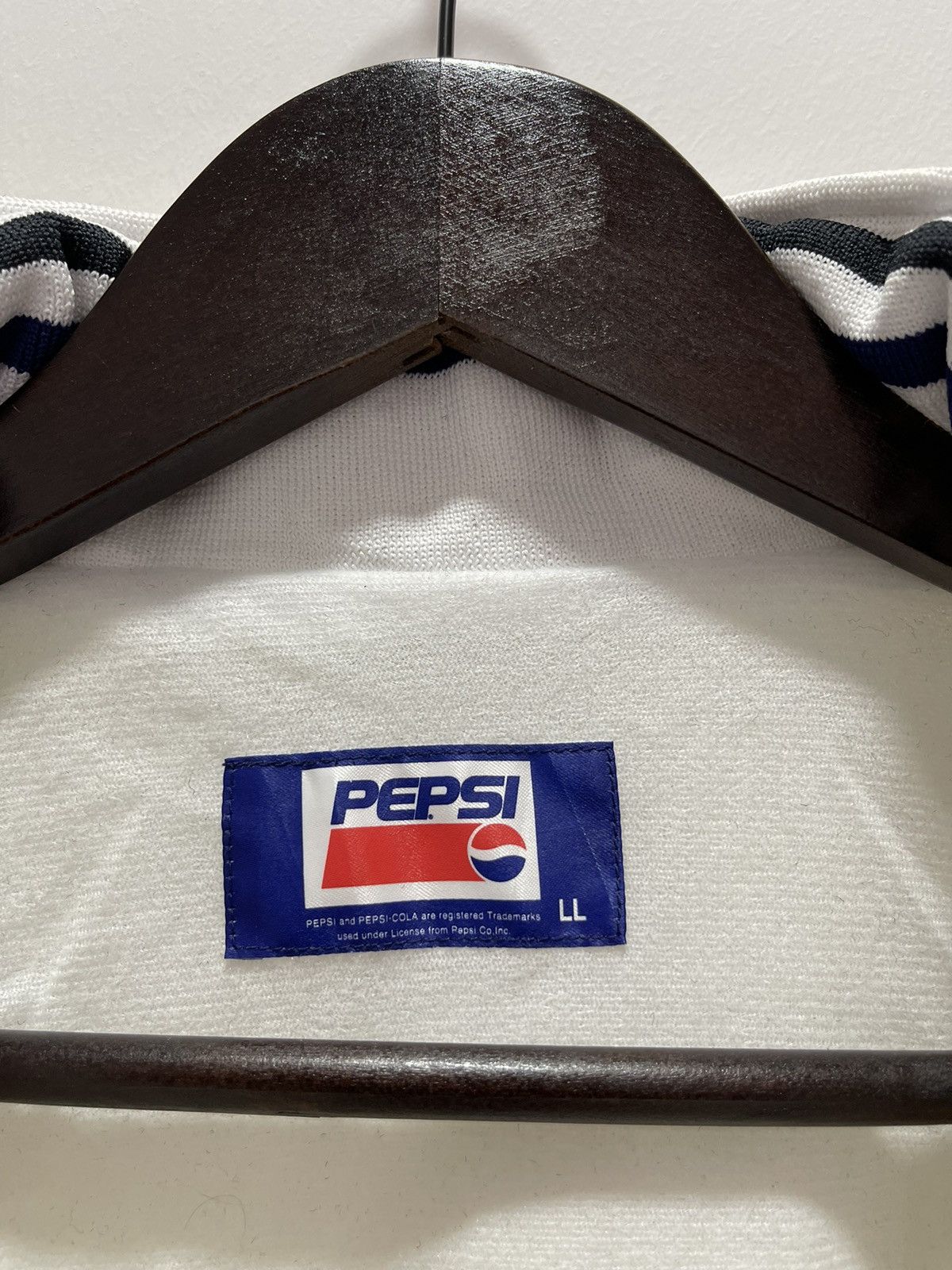 Pepsi VINTAGE PEPSI AMERICAN FAVORITE EMBROIDERED SATIN JACKET Size US L / EU 52-54 / 3 - 9 Thumbnail