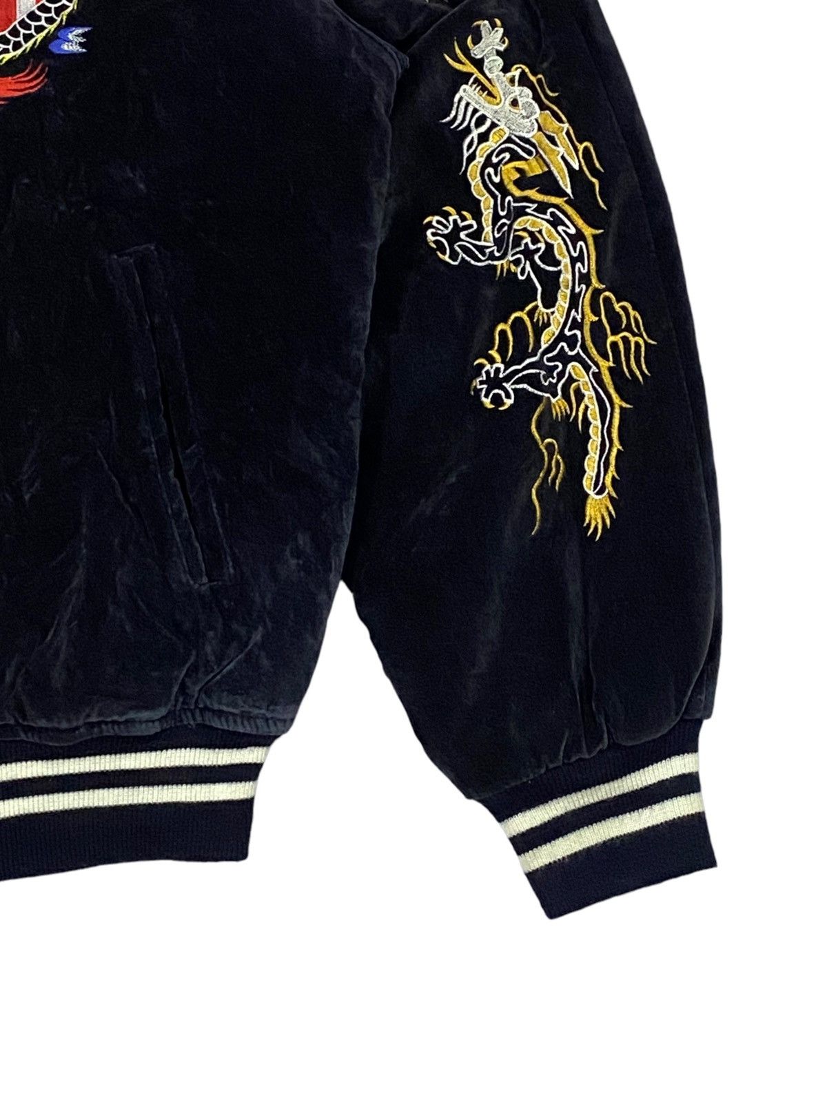 Vintage Vintage 90s Shoot One Sukajan Velvet Dragon Embroidered Size US M / EU 48-50 / 2 - 15 Thumbnail