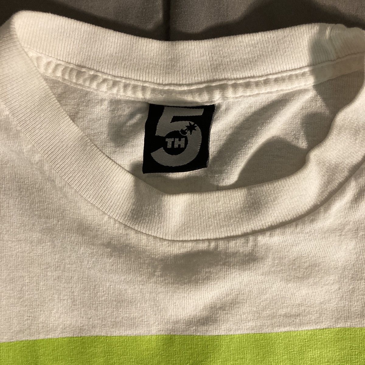 The Hundreds The Hundreds RARE A Beautiful Girl 5th Anniversary White Size US M / EU 48-50 / 2 - 4 Thumbnail