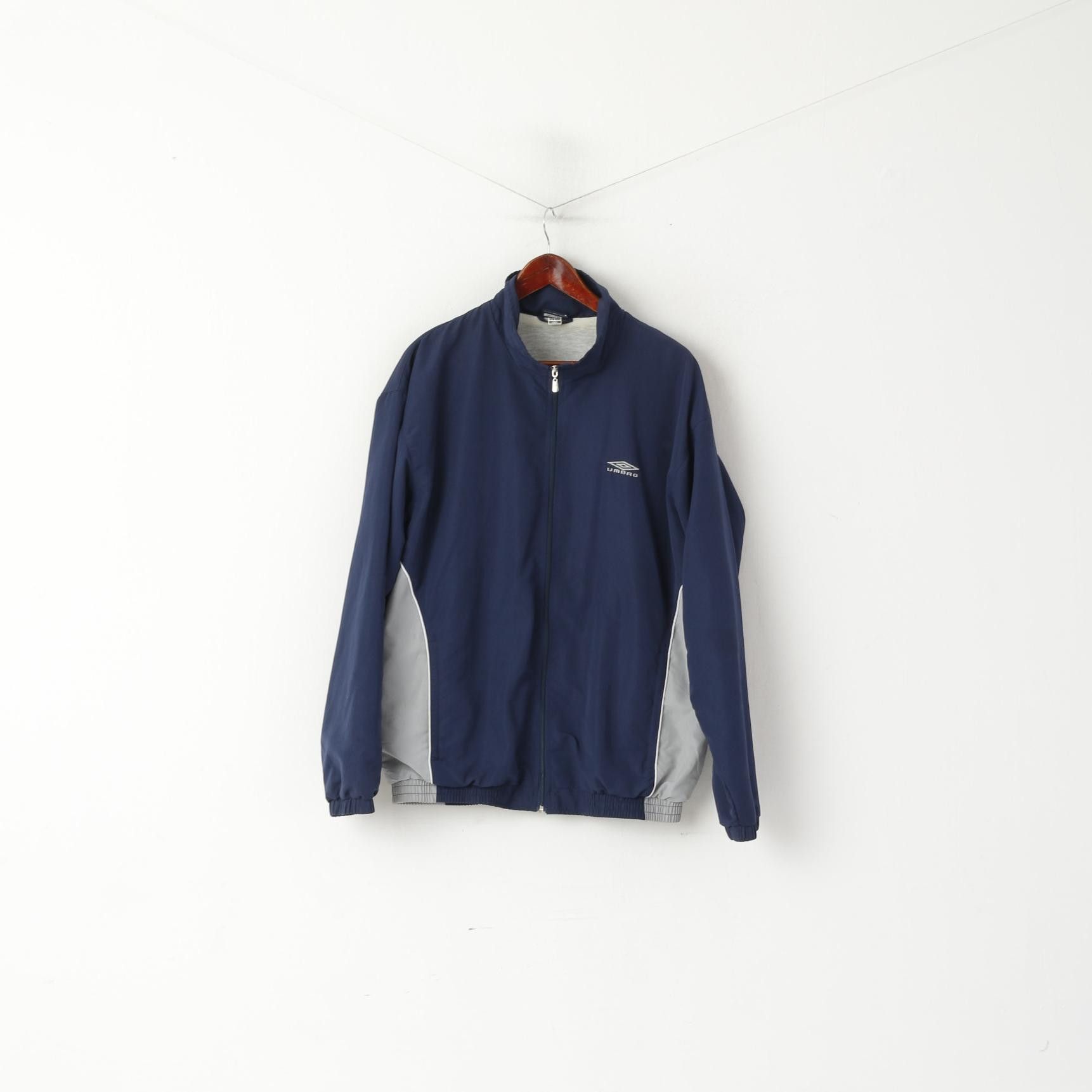 Umbro × Vintage Umbro Men L Jacket Navy Vintage Sportswear Top 2729 Size US L / EU 52-54 / 3 - 1 Thumbnail