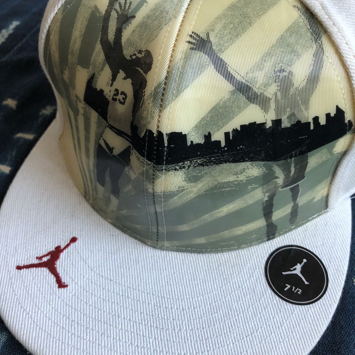 Jordan Brand Nike Air Jordan 90s 6 Panel Cap 1/2 7 Size ONE SIZE - 2 Thumbnail