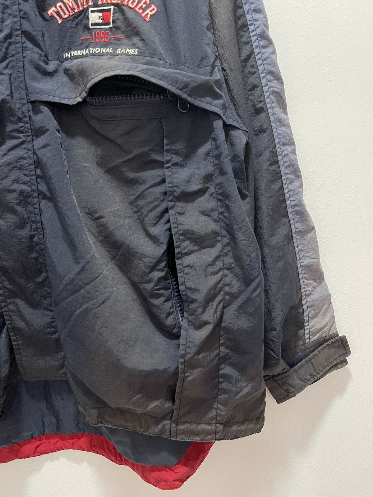 Tommy Hilfiger × Vintage VINTAGE TOMMY HILFIGER SUN FADED MULTIZIPPER POCKET JACKET Size US L / EU 52-54 / 3 - 9 Thumbnail