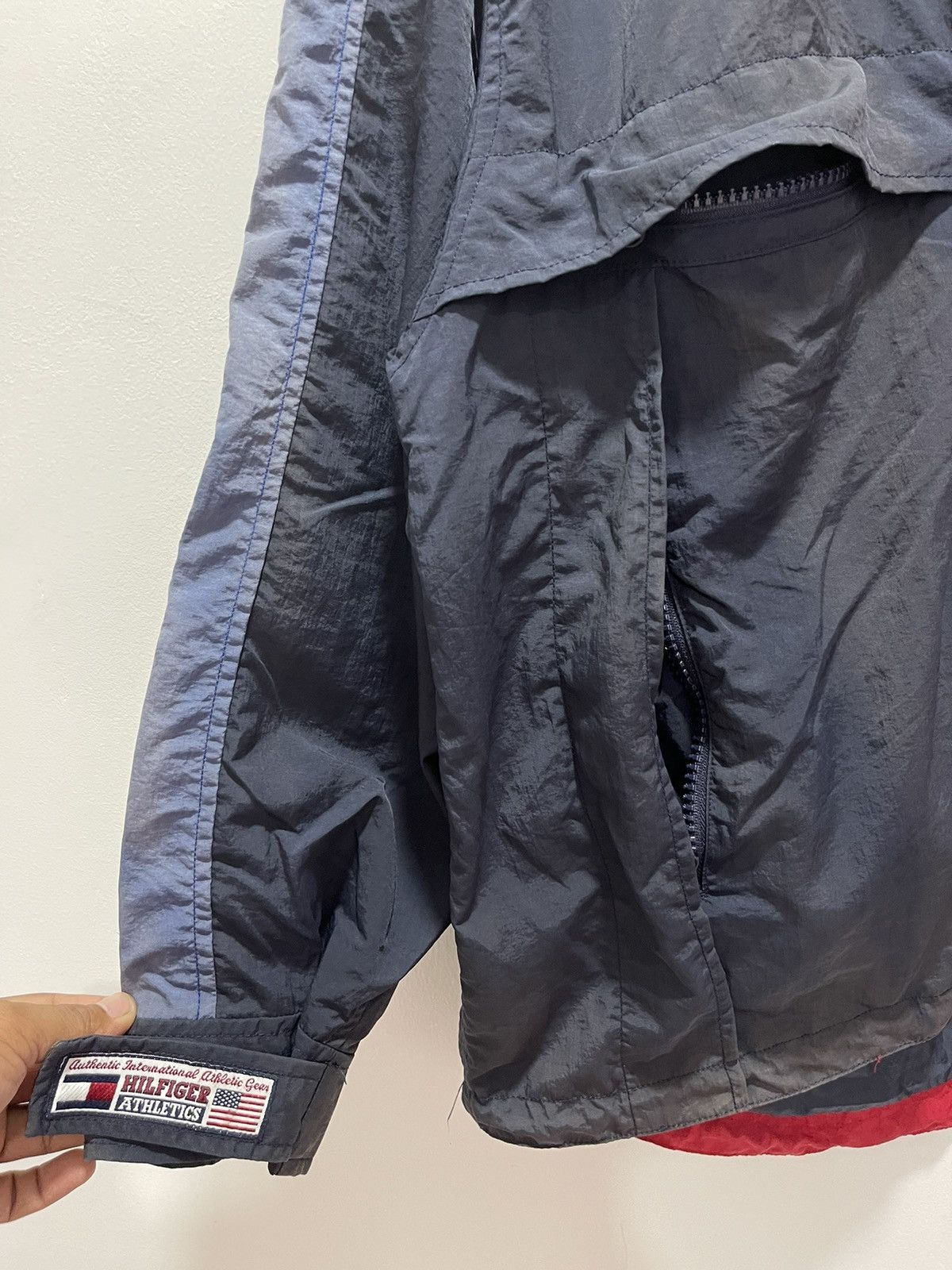 Tommy Hilfiger × Vintage VINTAGE TOMMY HILFIGER SUN FADED MULTIZIPPER POCKET JACKET Size US L / EU 52-54 / 3 - 8 Thumbnail