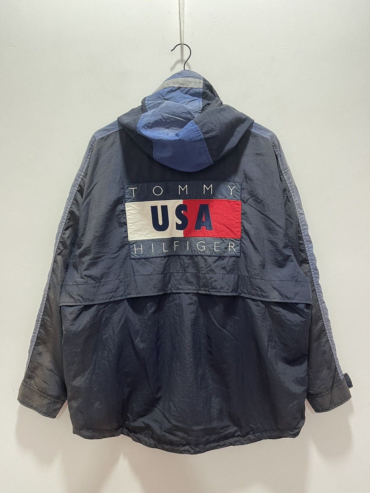 Tommy Hilfiger × Vintage VINTAGE TOMMY HILFIGER SUN FADED MULTIZIPPER POCKET JACKET Size US L / EU 52-54 / 3 - 1 Thumbnail