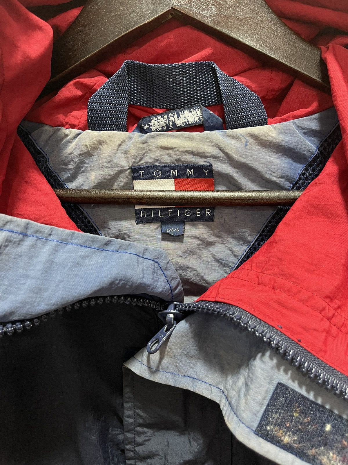 Tommy Hilfiger × Vintage VINTAGE TOMMY HILFIGER SUN FADED MULTIZIPPER POCKET JACKET Size US L / EU 52-54 / 3 - 12 Thumbnail