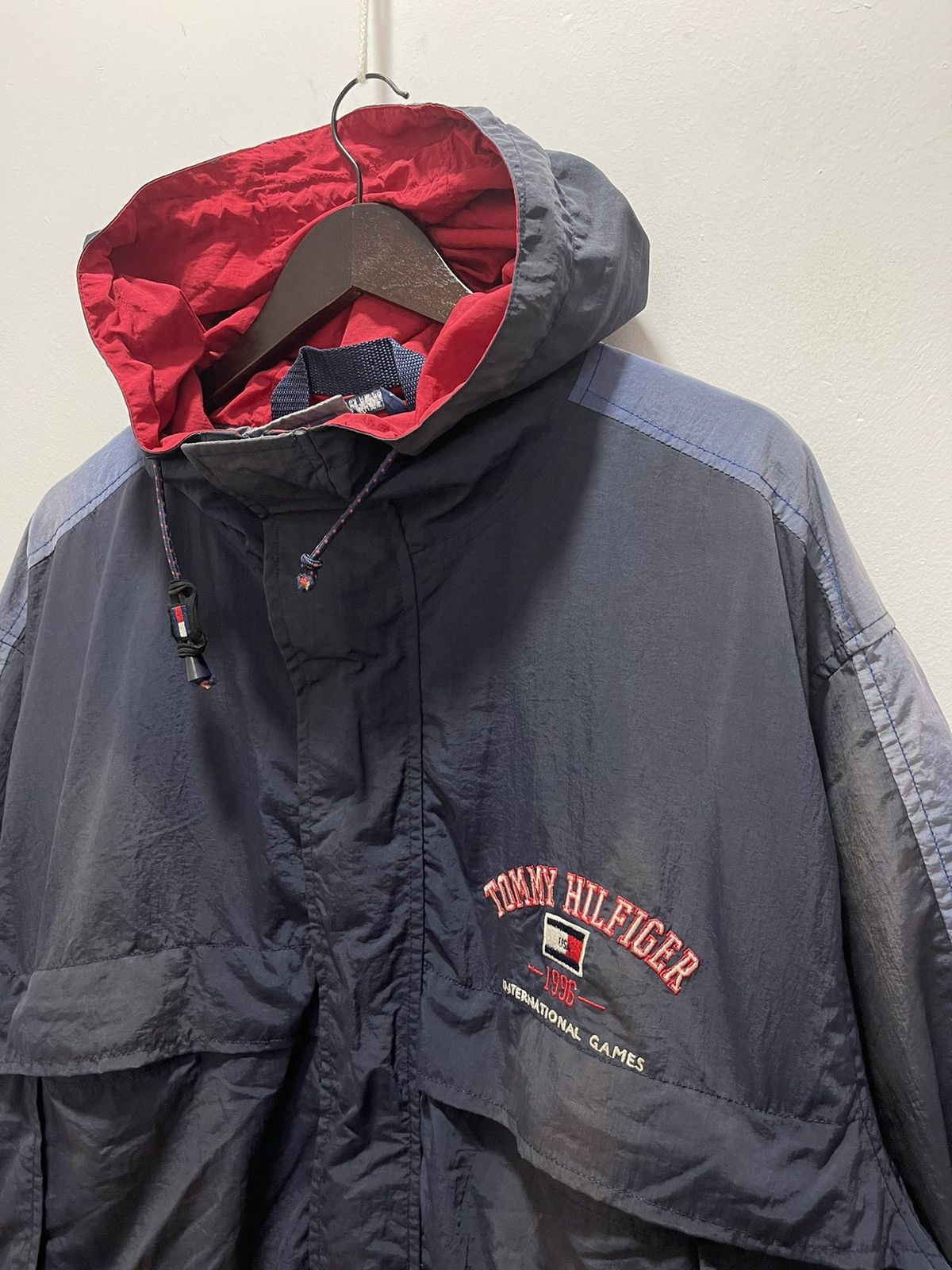 Tommy Hilfiger × Vintage VINTAGE TOMMY HILFIGER SUN FADED MULTIZIPPER POCKET JACKET Size US L / EU 52-54 / 3 - 6 Thumbnail