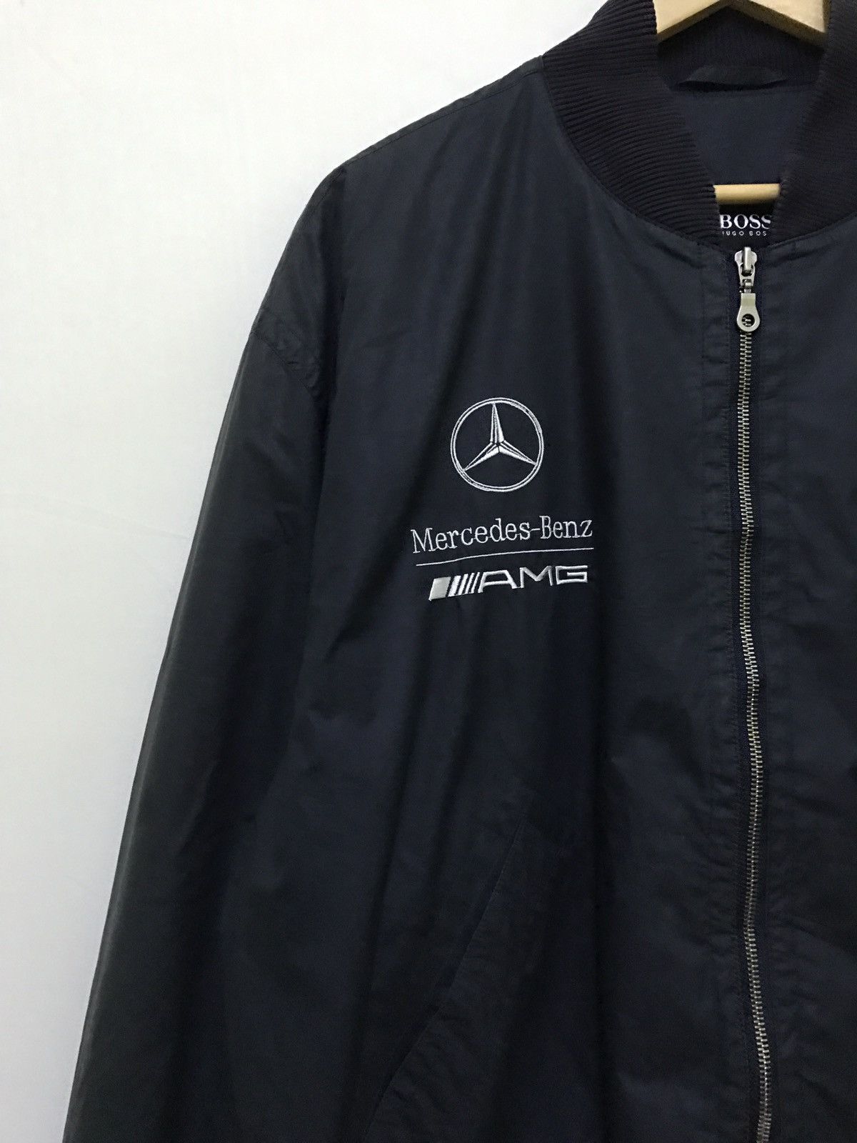 Hugo Boss Mercedes-Benz AMG MA-1ジャケット Hugo Boss Mercedes-Benz AMG MA-1ジャケット