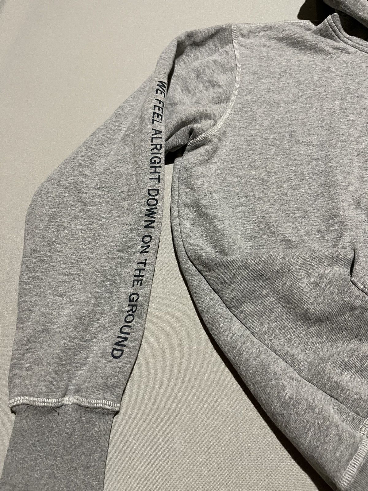 Designer Pas de Mer Goodbye Paradise Gray Hoodie Size US L / EU 52-54 / 3 - 5 Thumbnail