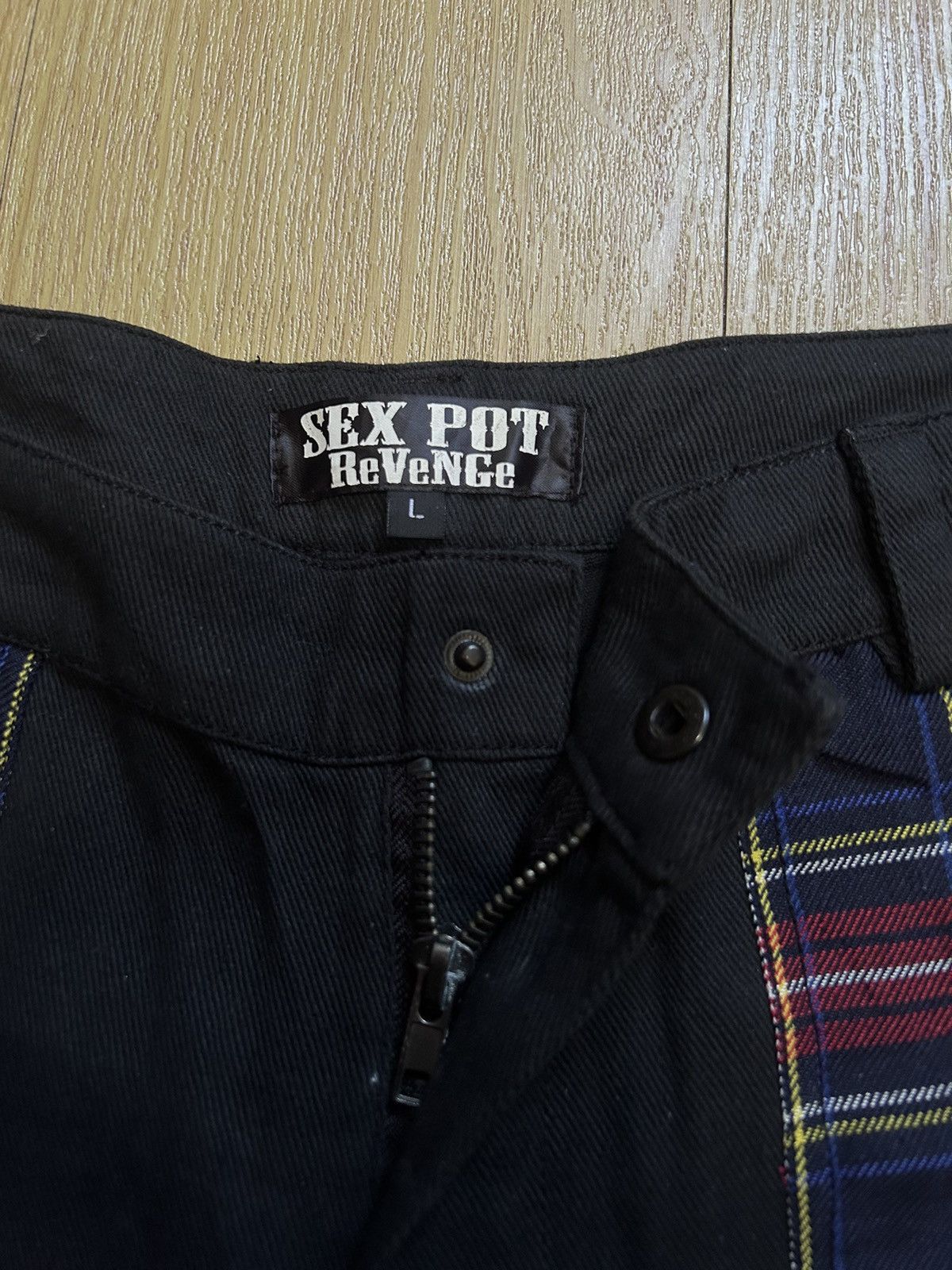 20471120 Sex Pot Revenge Bondage Pants Size US 32 / EU 48 - 3 Thumbnail