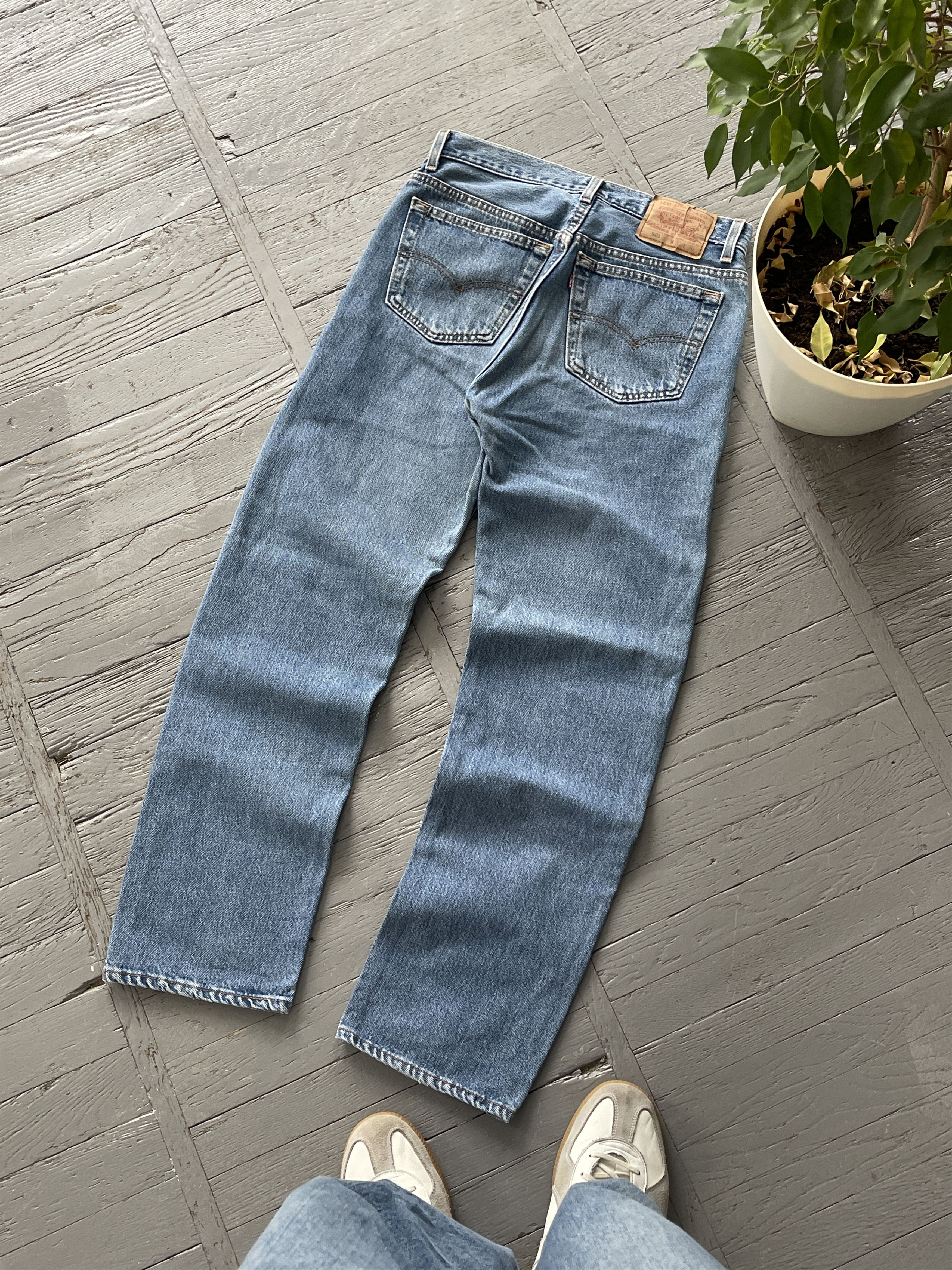 Levi's × Vintage Vintage 90s Levi's 501 Washed Blue Denim Jeans Size US 31 - 1 Thumbnail