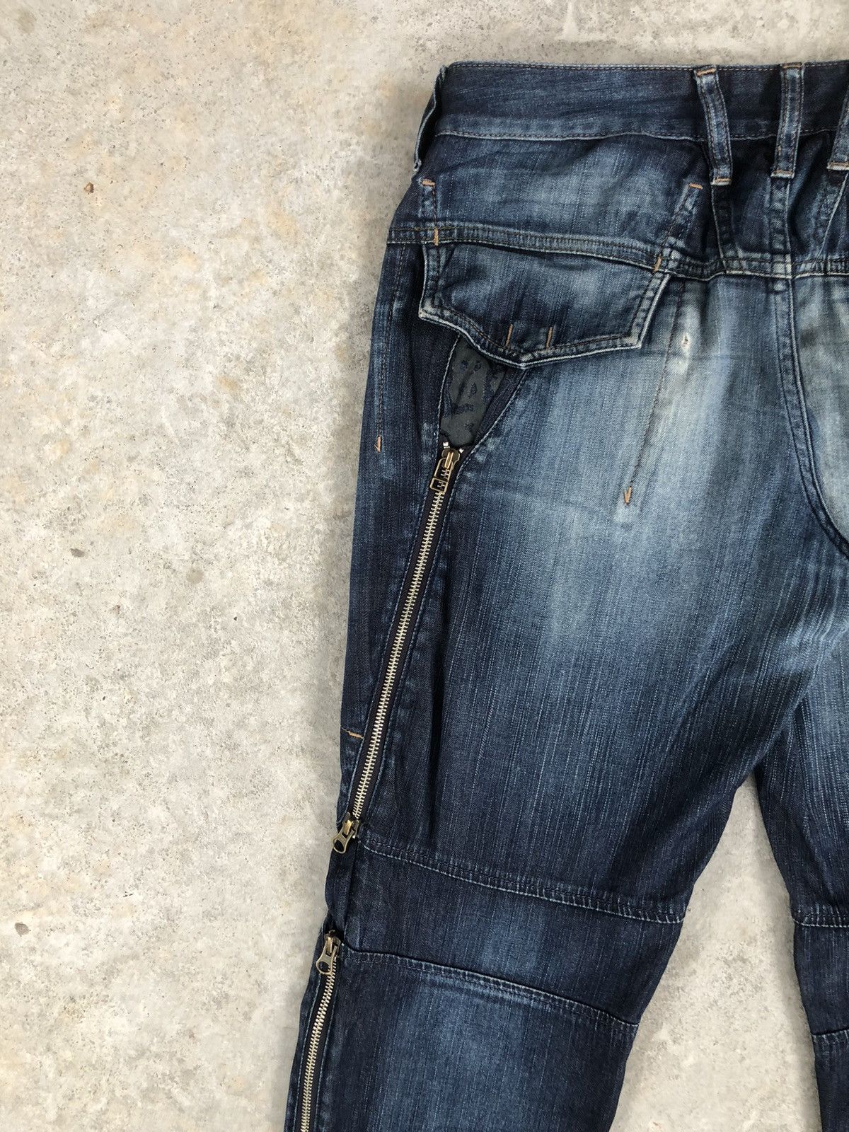 Marithe + Francois Girbaud Marithe Francois Girbaud Distressed Jeans Cargo Pants Size US 33 - 9 Thumbnail