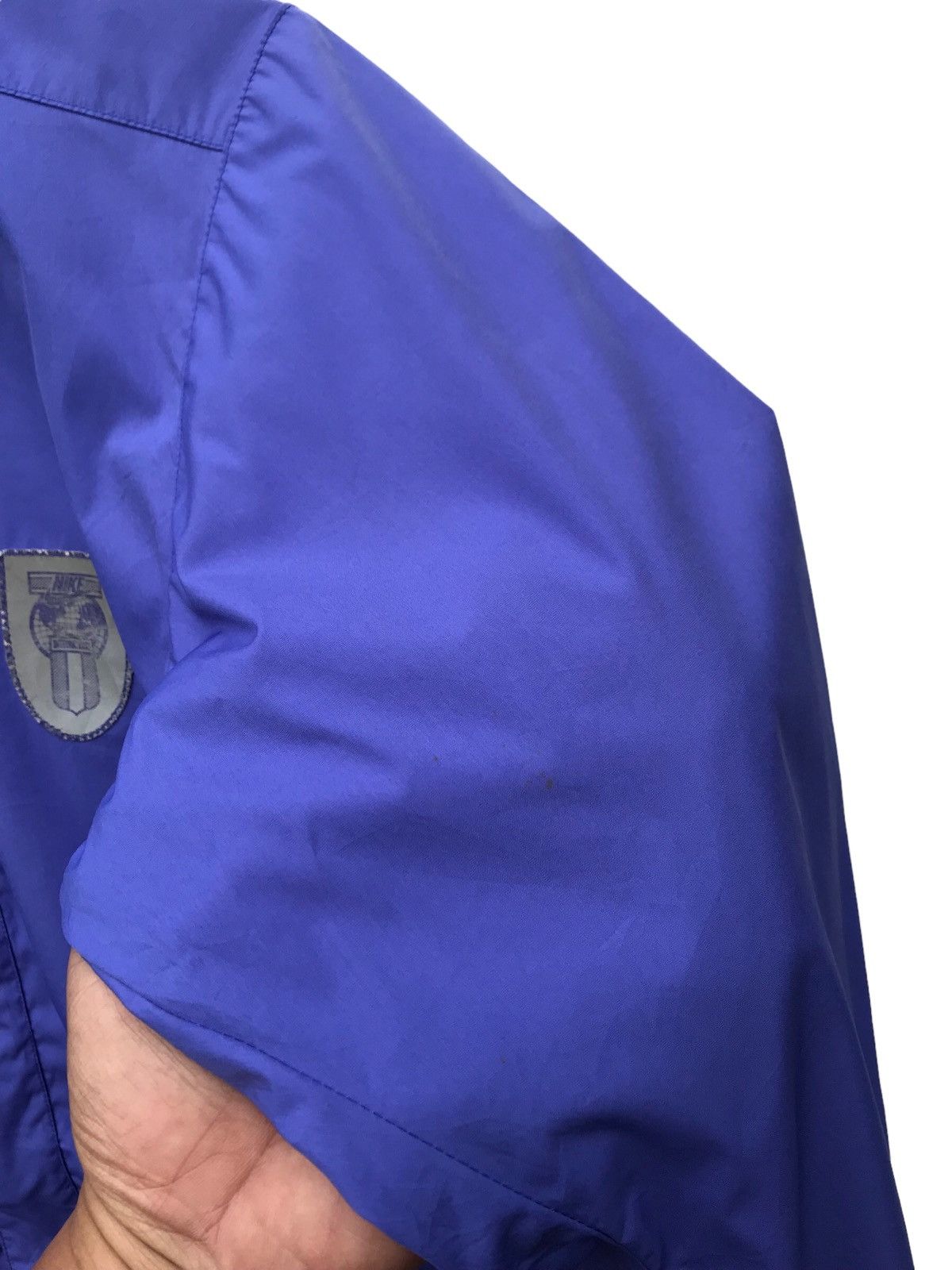 Nike Vintage Nike International Windbreaker Nike Swoosh Jacket Size US S / EU 44-46 / 1 - 6 Thumbnail