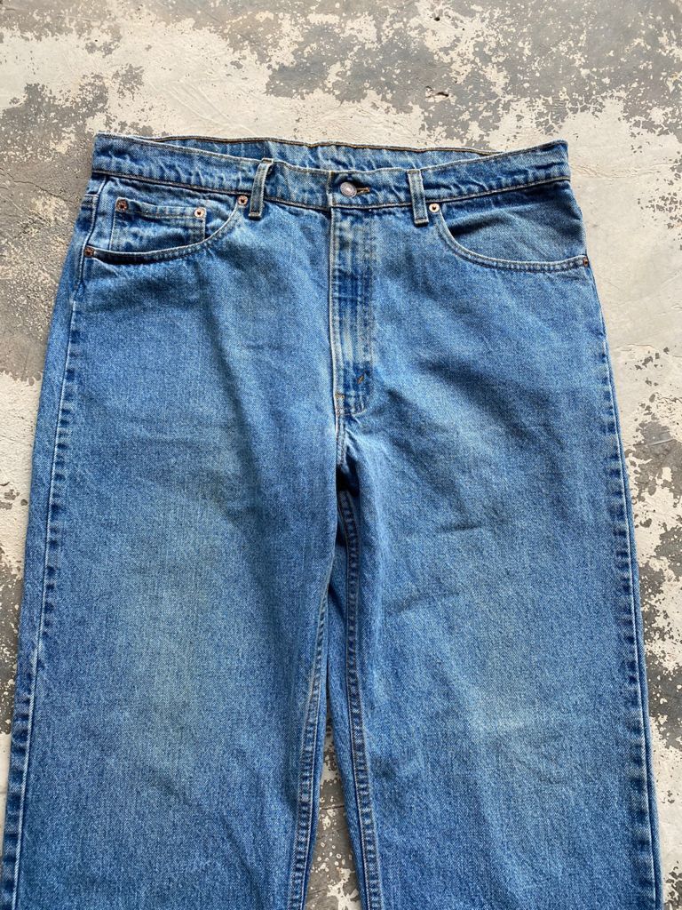 Levi's × Vintage Light Wash Vintage Levi's Jeans Made in USA 36x32 Denim Size US 36 / EU 52 - 3 Thumbnail