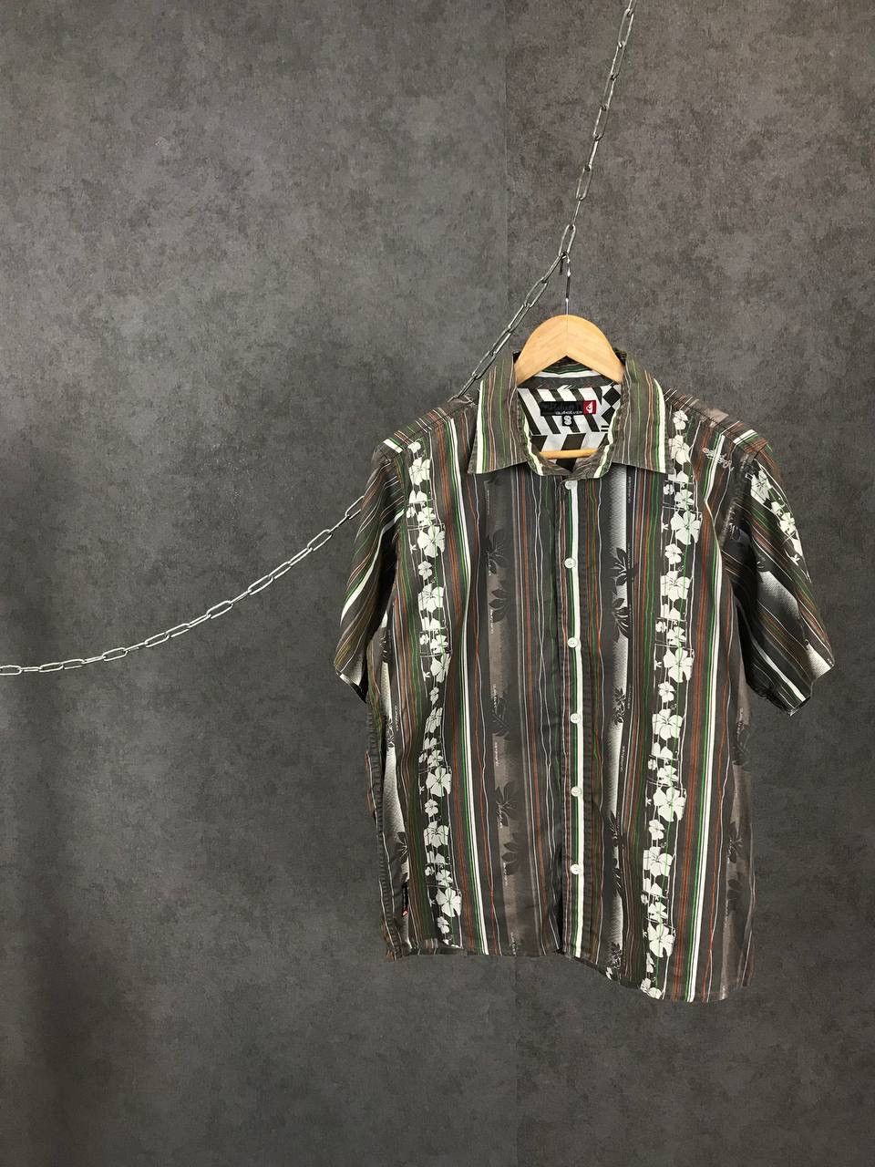 Quiksilver Quiksilver vintage Hawaiian shirt Size US S / EU 44-46 / 1 - 1 Thumbnail