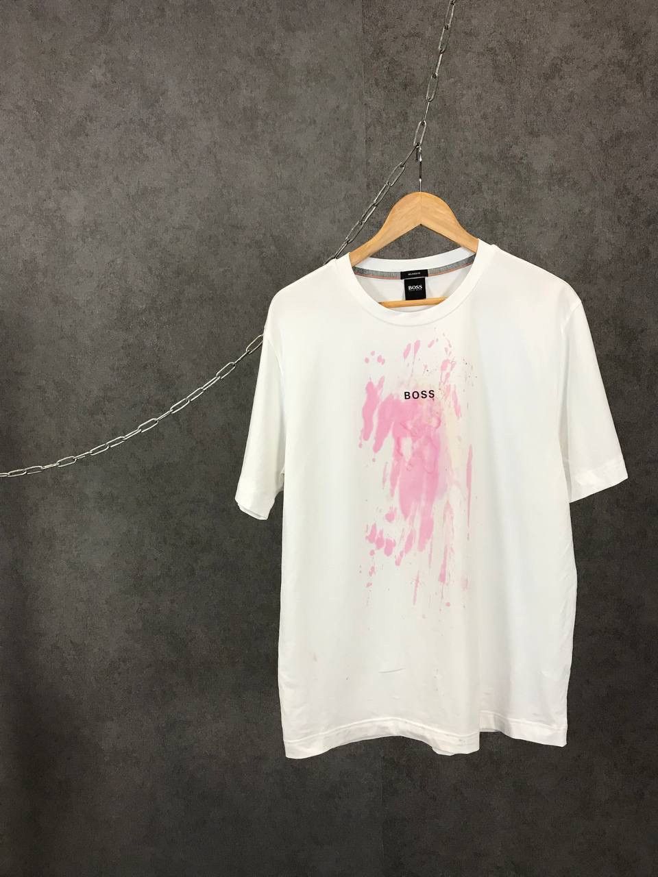 Hugo Boss Hugo Boss art center logo tee Size US L / EU 52-54 / 3 - 1 Thumbnail