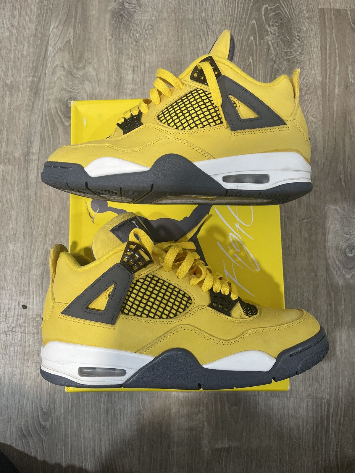 Jordan Brand Jordan 4 lightning Size US 8.5 / EU 41-42 - 1 Thumbnail