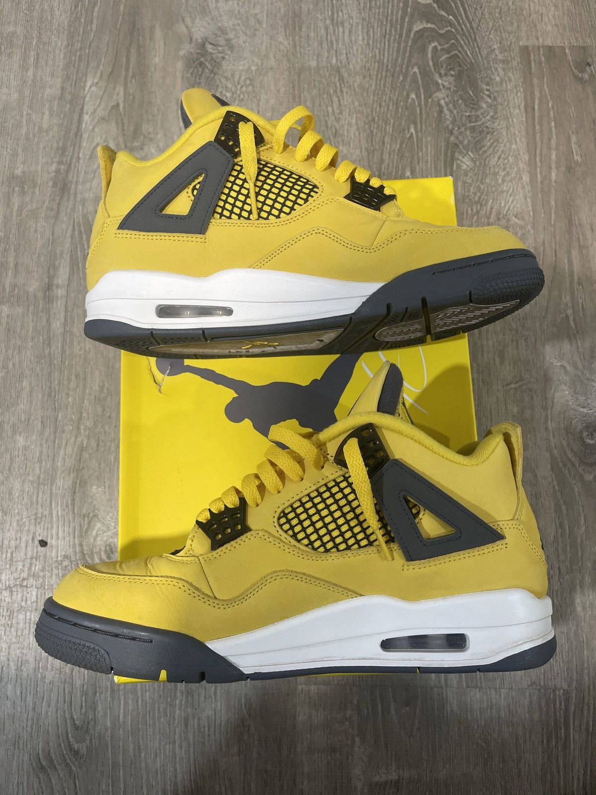 Jordan Brand Jordan 4 lightning Size US 8.5 / EU 41-42 - 2 Thumbnail