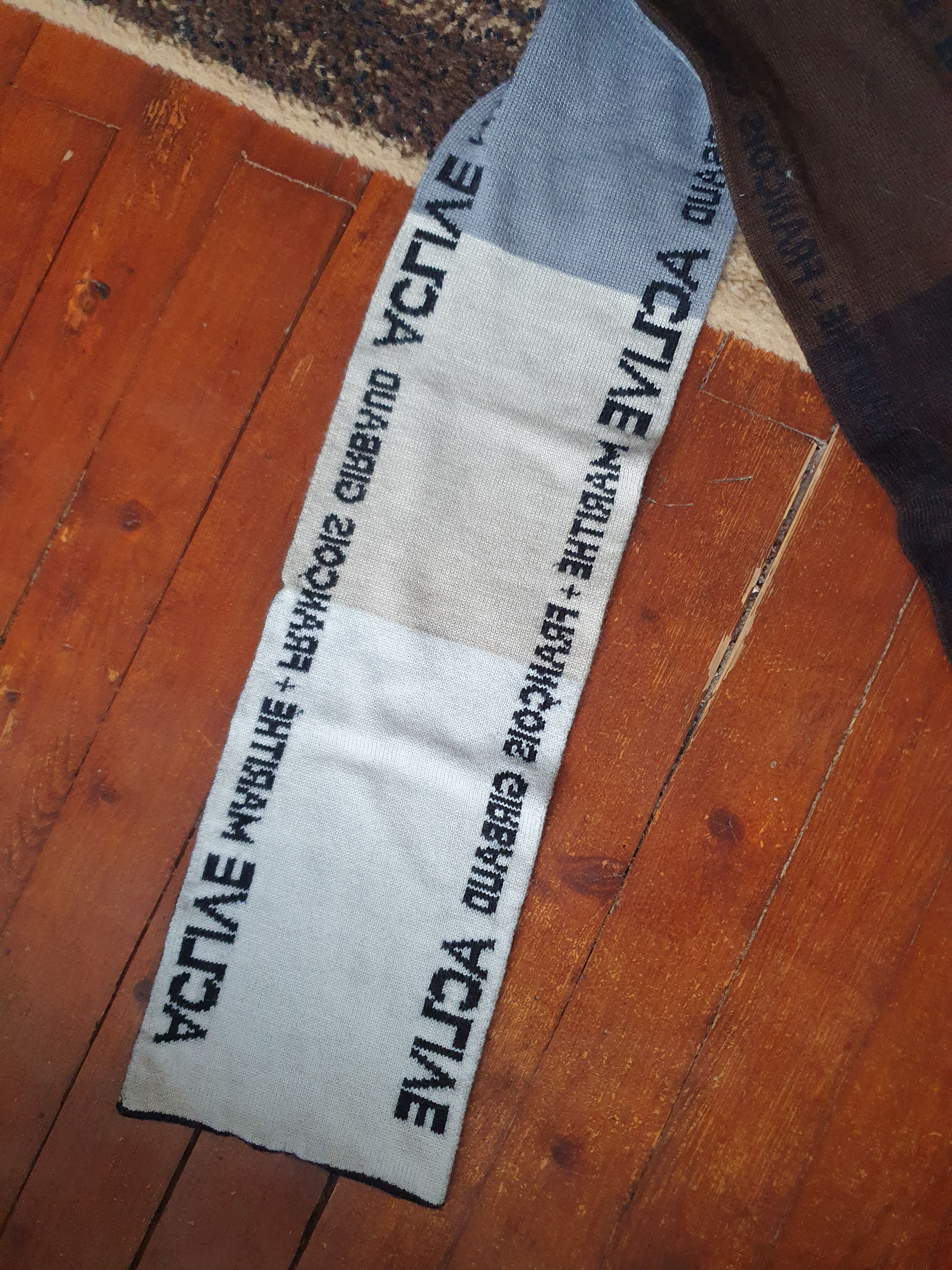 Marithe + Francois Girbaud Marithe Francois Girbaud M+FG Spell Out Scarf, 221/15 cm. Size ONE SIZE - 3 Thumbnail