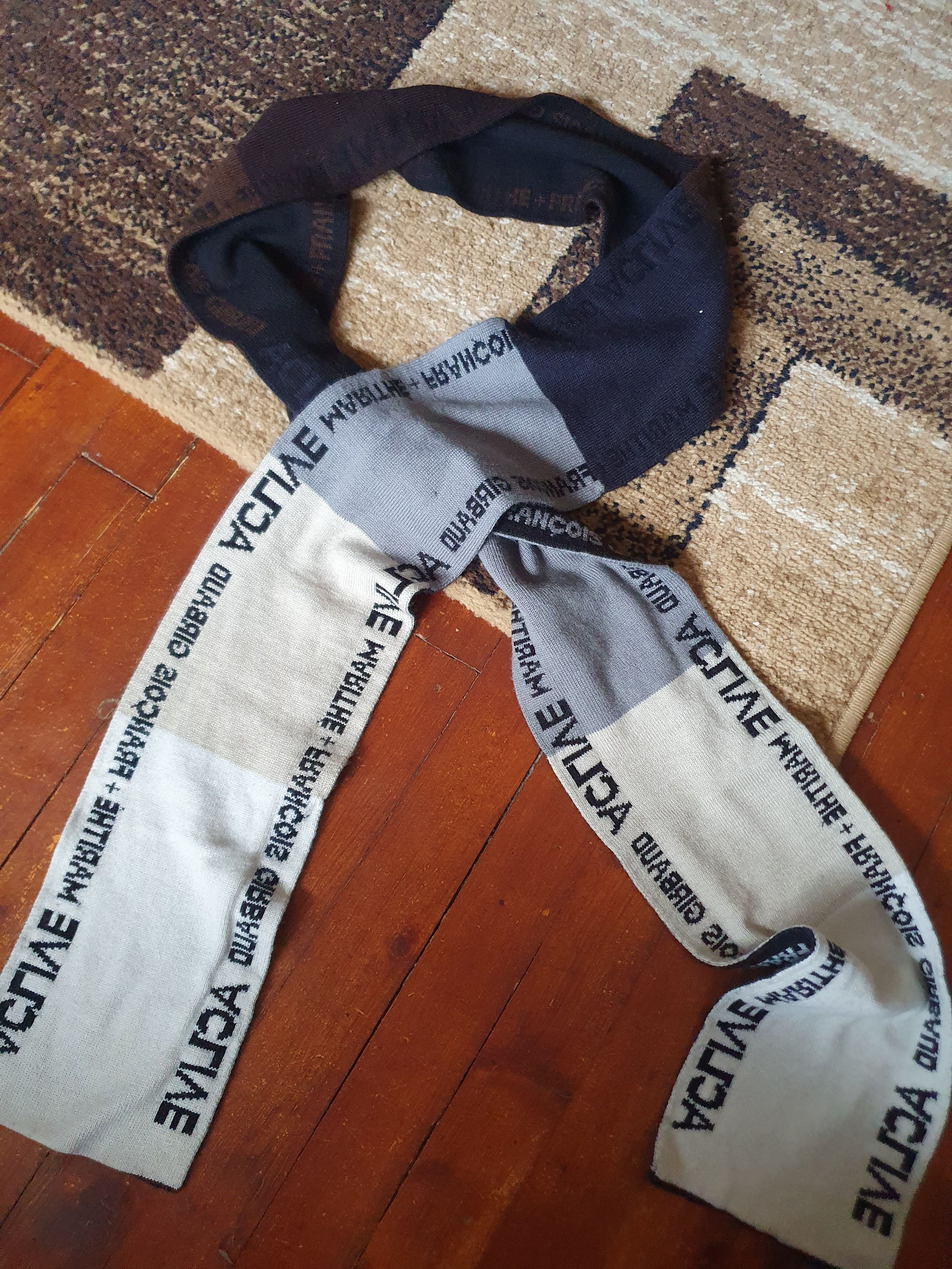 Marithe + Francois Girbaud Marithe Francois Girbaud M+FG Spell Out Scarf, 221/15 cm. Size ONE SIZE - 5 Thumbnail
