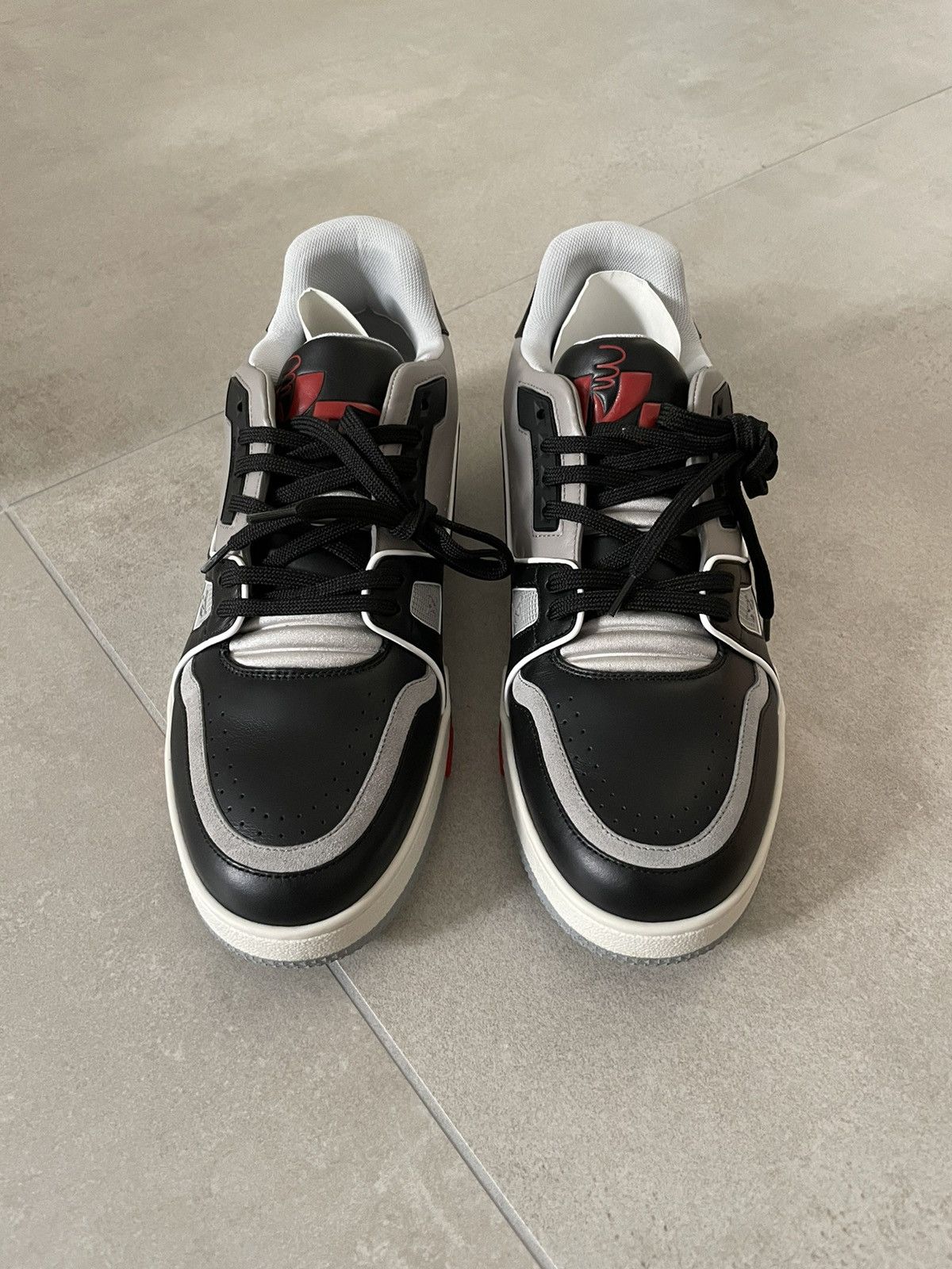 Louis Vuitton Louis Vuitton x Virgil Abloh LV7 Sneaker OG black cement Size US 9.5 / EU 42-43 - 3 Thumbnail