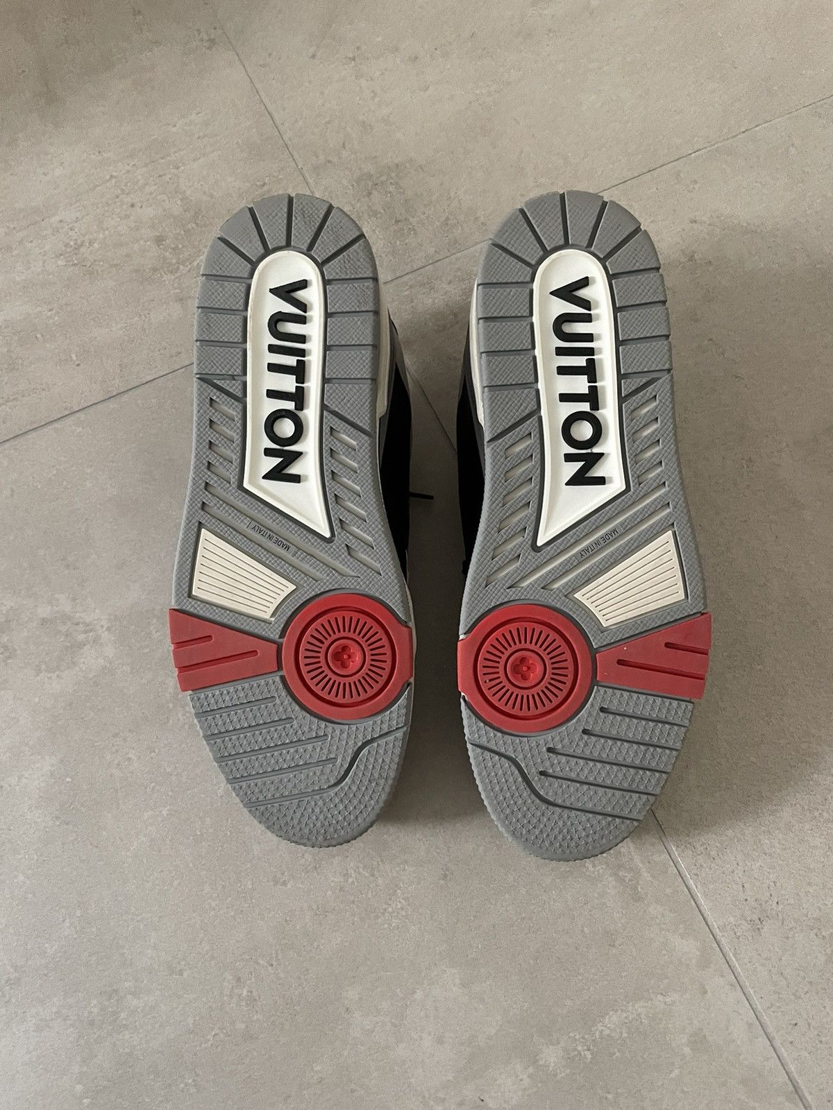 Louis Vuitton Louis Vuitton x Virgil Abloh LV7 Sneaker OG black cement Size US 9.5 / EU 42-43 - 5 Thumbnail
