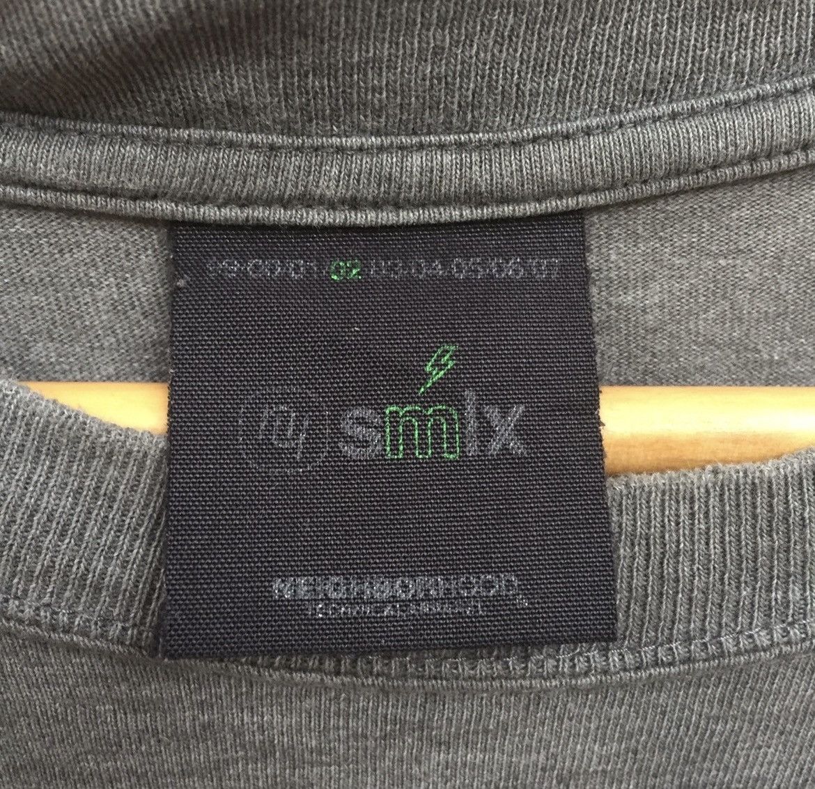 Neighborhood Vintage y2k Neighbourhoods big logo tee Size US M / EU 48-50 / 2 - 6 Thumbnail