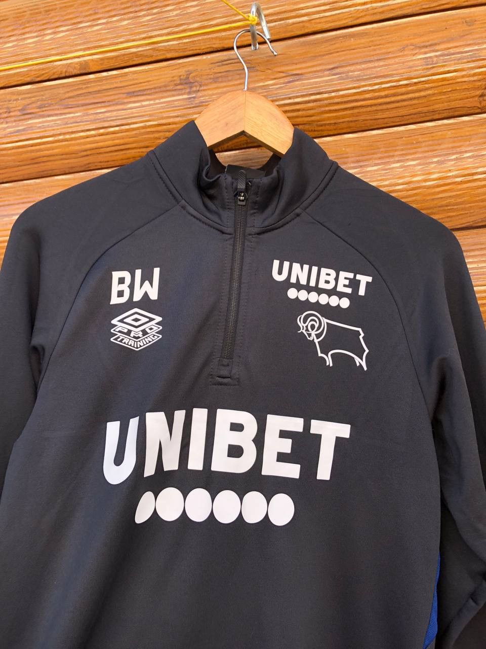 Umbro DERBY COUNTY HOME SHIRT FOOTBALL SOCCER JERSEY UMBRO Size US M / EU 48-50 / 2 - 2 Thumbnail