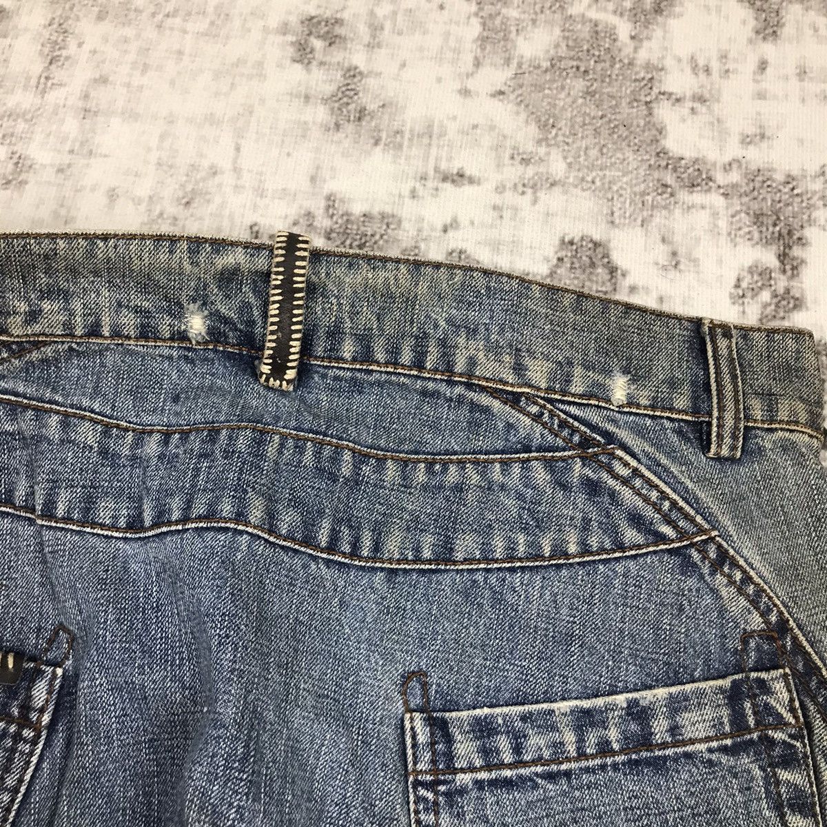 Japanese Brand × Vintage Vintage Japanese Bush Pants Dirty Wash Designs Denim Jeans Size US 33 - 15 Thumbnail