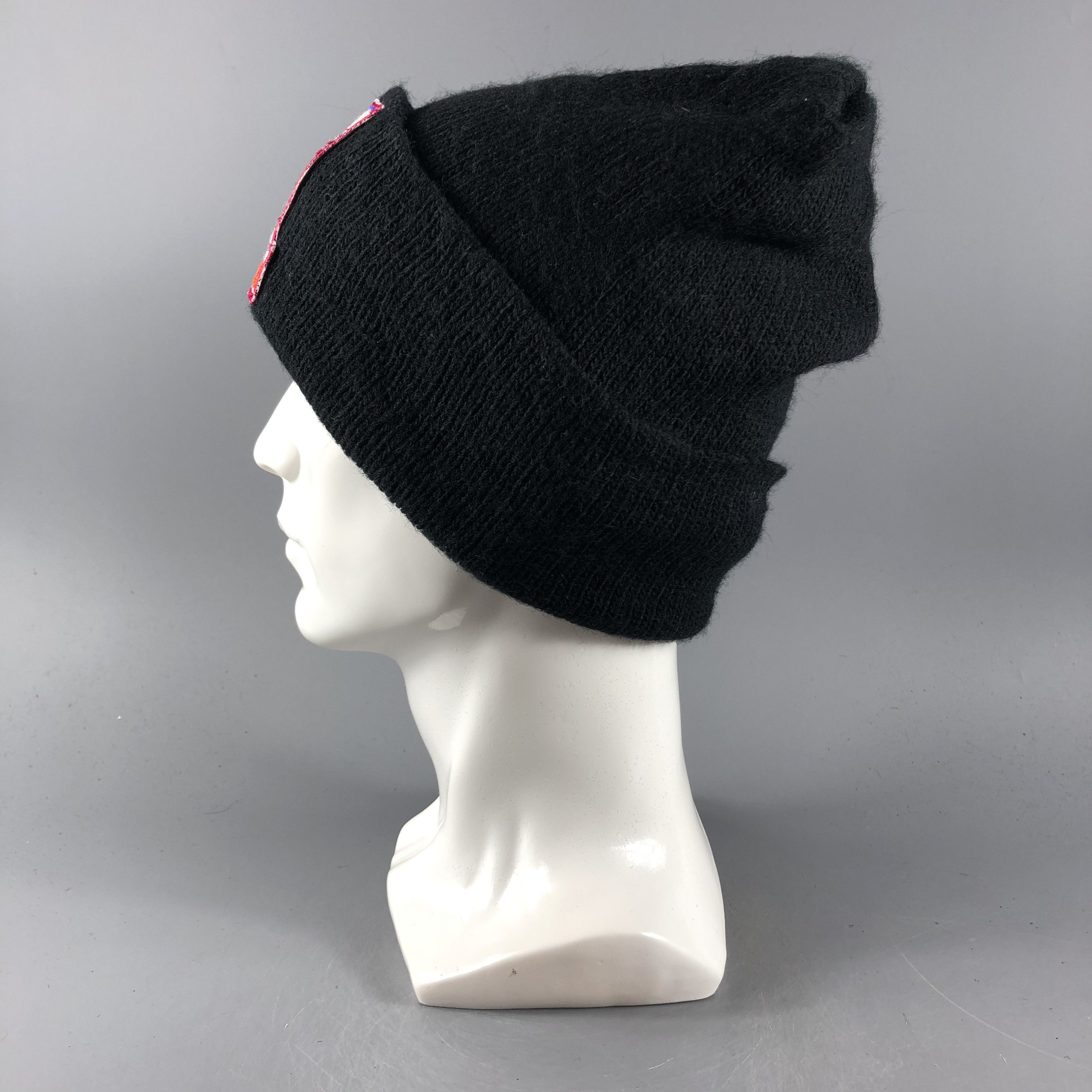Anna Sui × Vintage Anna Sui Hats Embroidery Beanie Knit Snow Hat Snow Cap B861 Size ONE SIZE - 2 Thumbnail