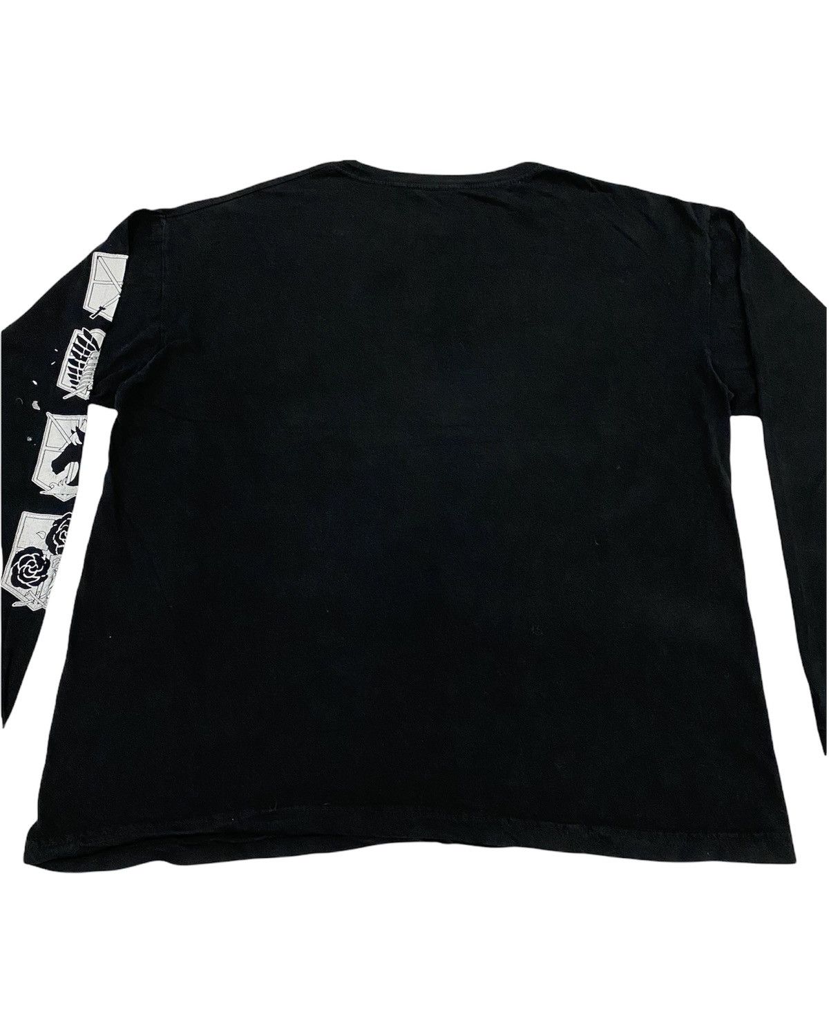 Anime Attack On Titan Japanese Anime Distressed Longsleeve Tees Size US L / EU 52-54 / 3 - 4 Thumbnail