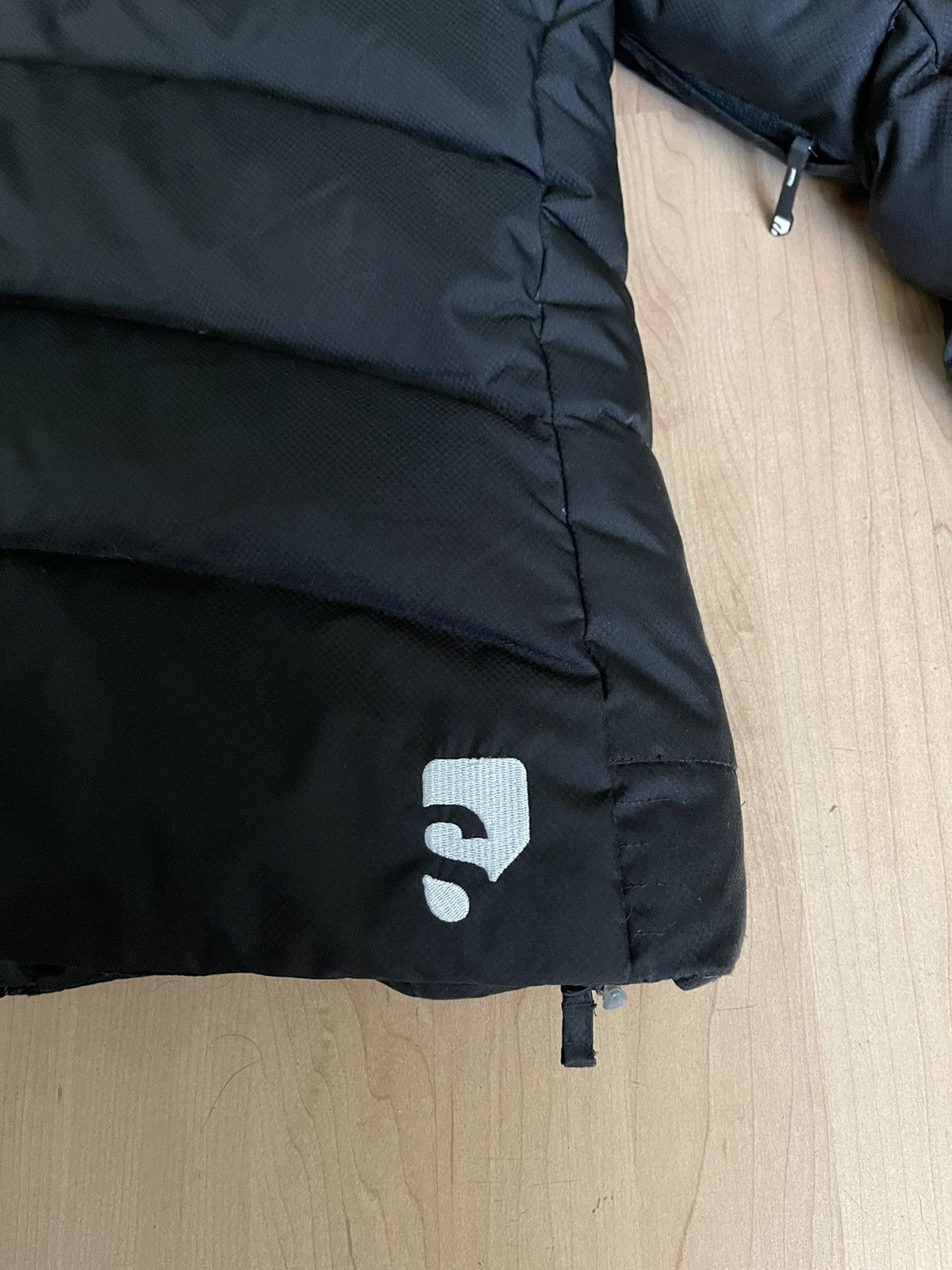 Designer × Salomon × Vintage Salomon 2011 vintage gorpcore style Y2K down puffer jacket Size S / US 4 / IT 40 - 9 Thumbnail