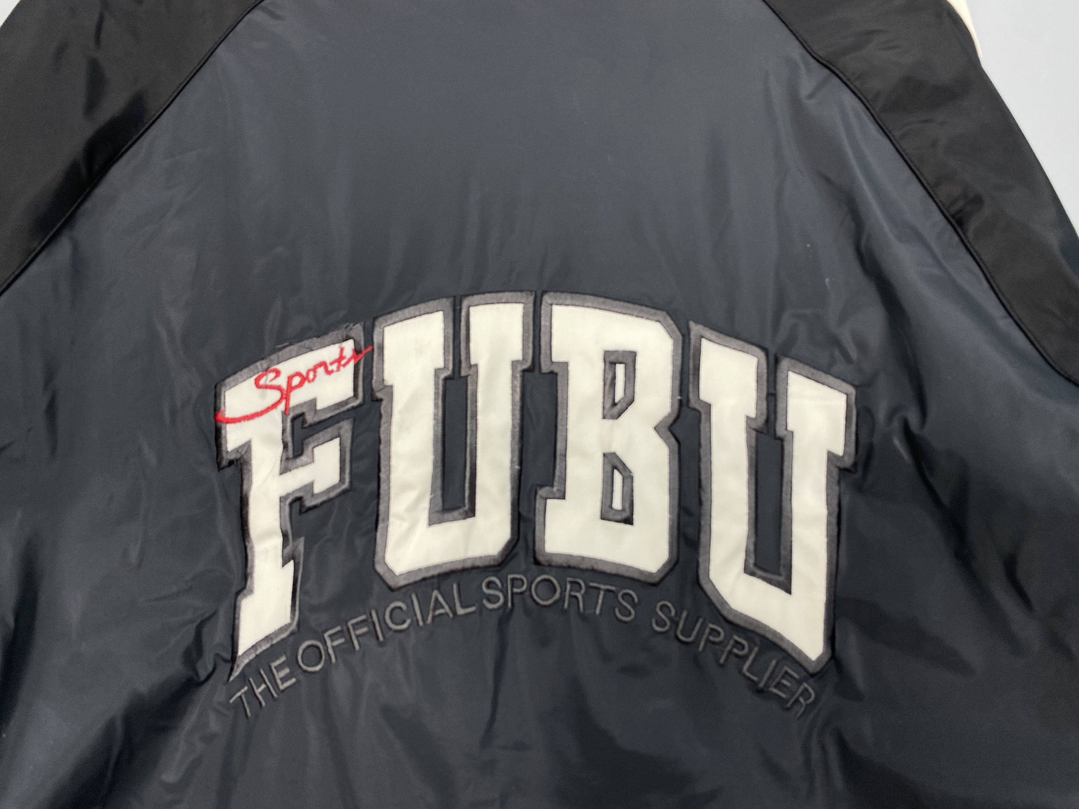 Fubu Vintage FUBU 1992 The Officials Sports Supplier Warm Jacket Size US XL / EU 56 / 4 - 3 Thumbnail