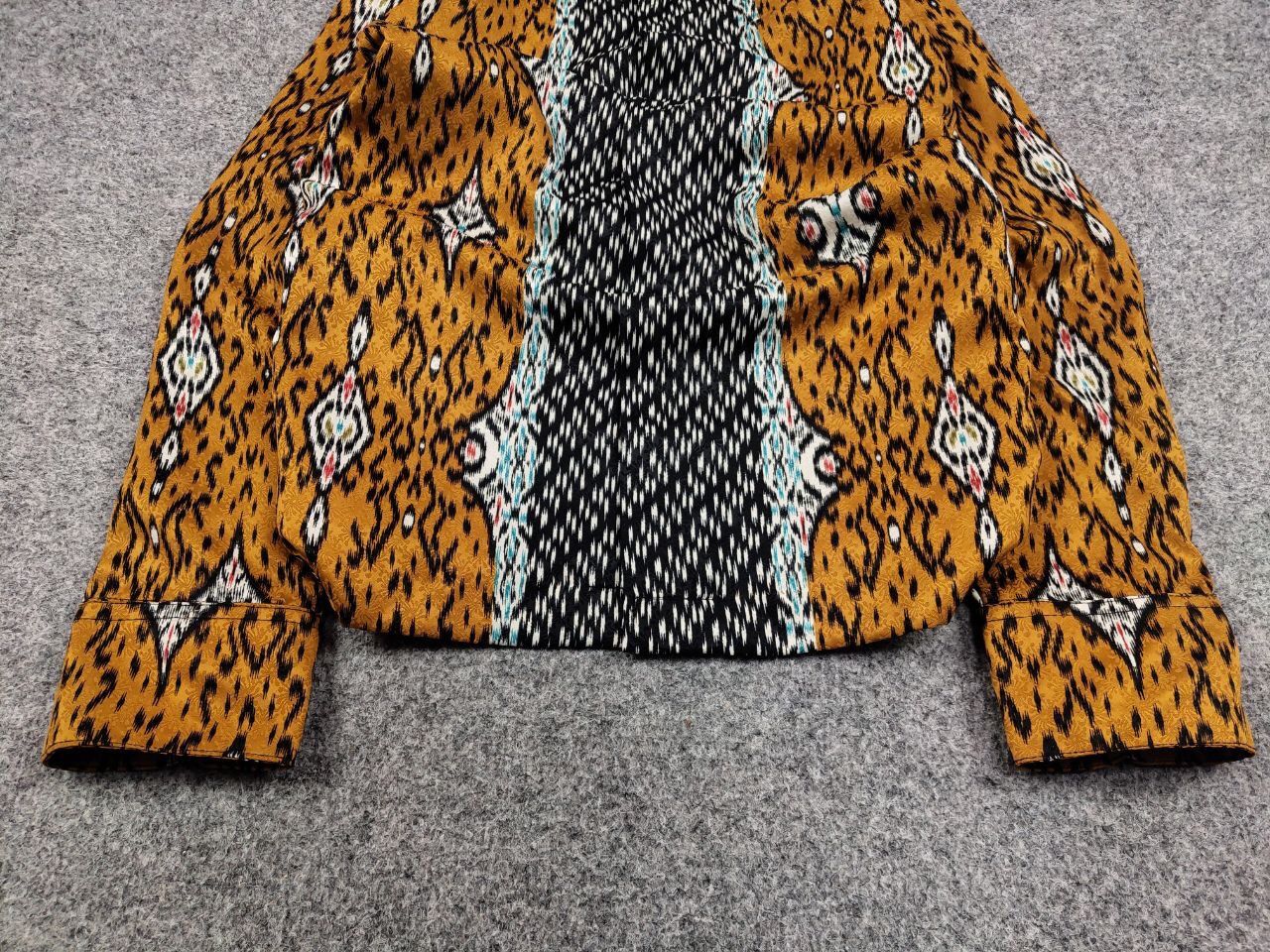 Other Vintage 90's Batik Arjuna Weda Japan Bright gold men's Shirt Size US L / EU 52-54 / 3 - 9 Thumbnail