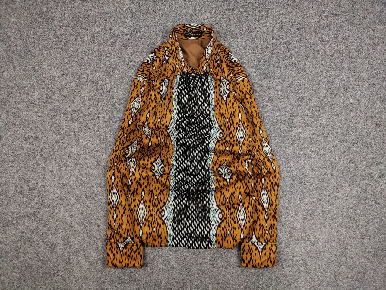 Other Vintage 90's Batik Arjuna Weda Japan Bright gold men's Shirt Size US L / EU 52-54 / 3 - 1 Thumbnail