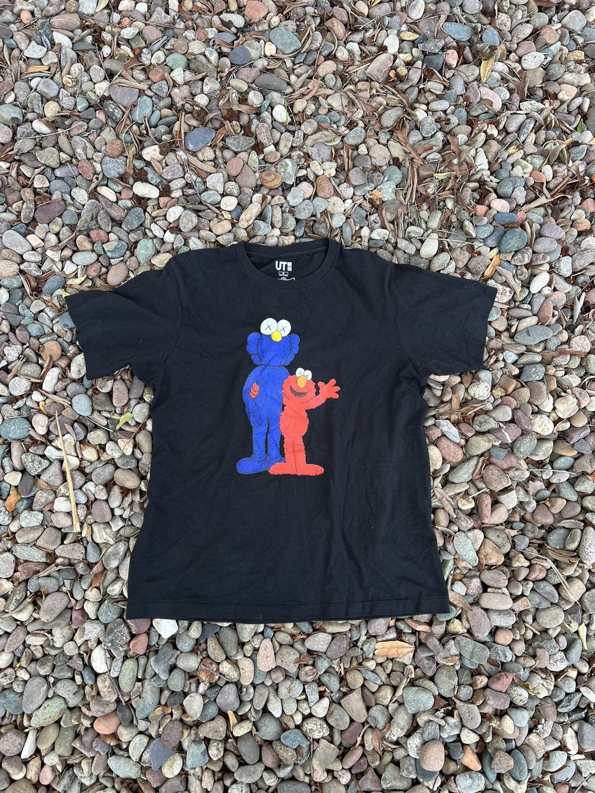 UT Uniqlo Kaws Sesame Streets Personnages Broderie Pull À Capuche Pull Sweat Bleu Marine Taille Small - France