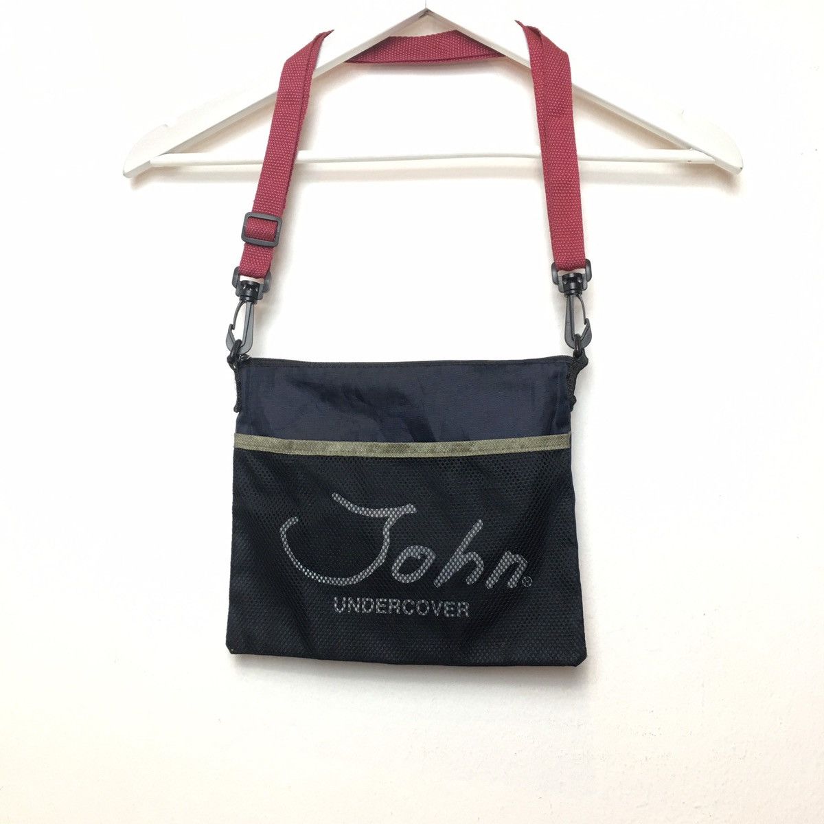 John Undercover × Undercover John Undercover Sling Bag / Crossbody Size ONE SIZE - 1 Thumbnail