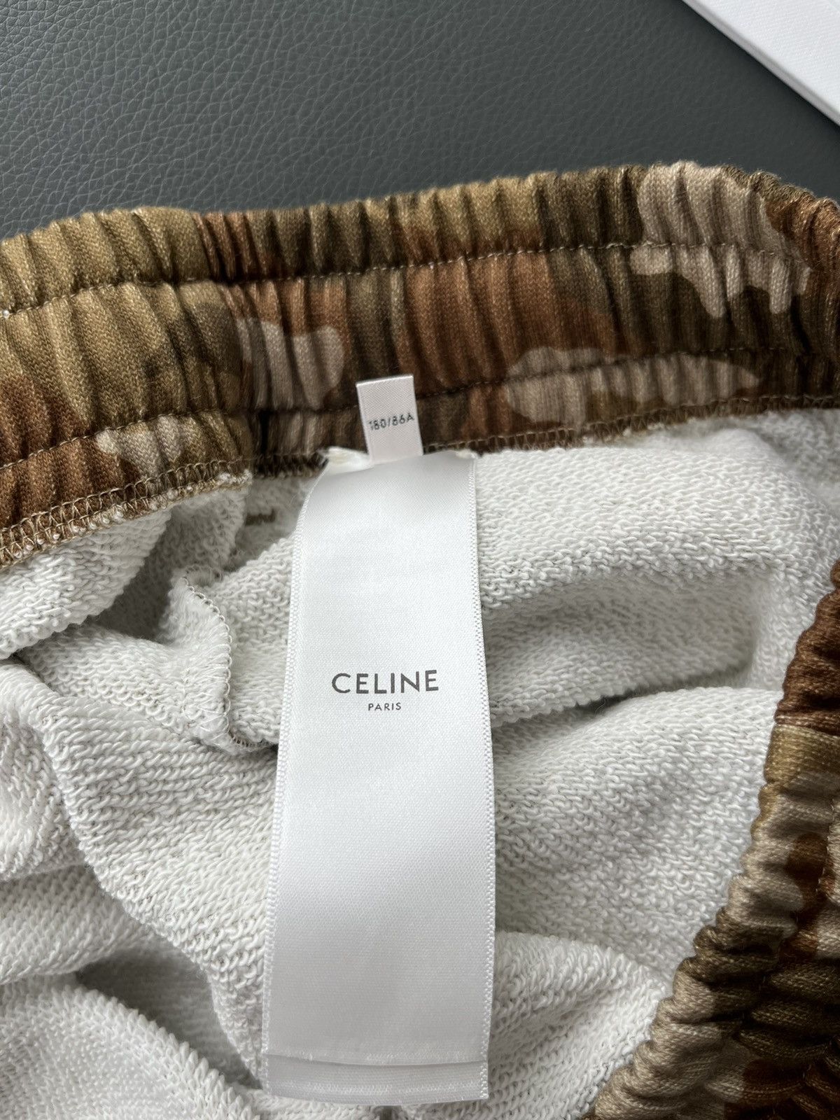 Celine × Hedi Slimane Brand New Super Runway Limited Edition Celine Logo Sweatpant Size US 33 - 7 Thumbnail