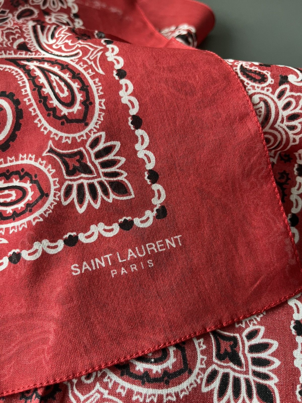 Hedi Slimane × Saint Laurent Paris × Yves Saint Laurent Super Rare Saint Laurent by Hedi Bandanna Scarf Brand New Size ONE SIZE - 12 Thumbnail