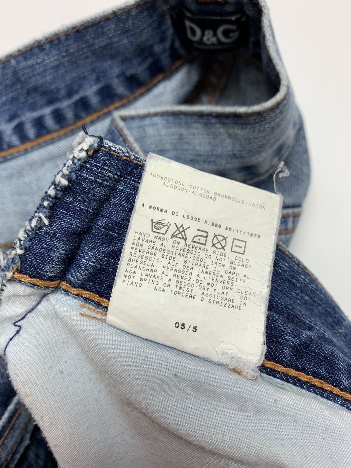 Dolce & Gabbana × Vintage Vintage y2k D&G Dolce & Gabbana distressed denim jeans Size US 30 / EU 46 - 12 Thumbnail