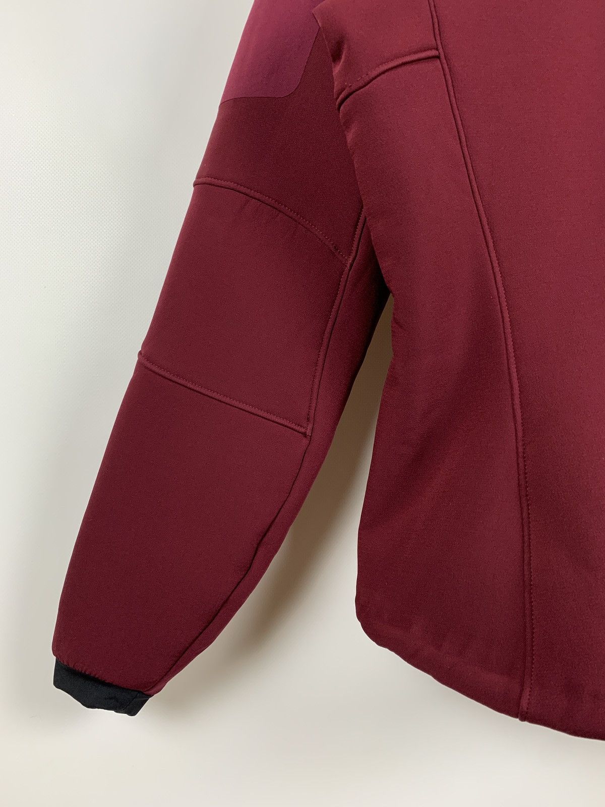 Arc'teryx Vintage Arcteryx Women’s Softshell Jacket Size S / US 4 / IT 40 - 15 Thumbnail