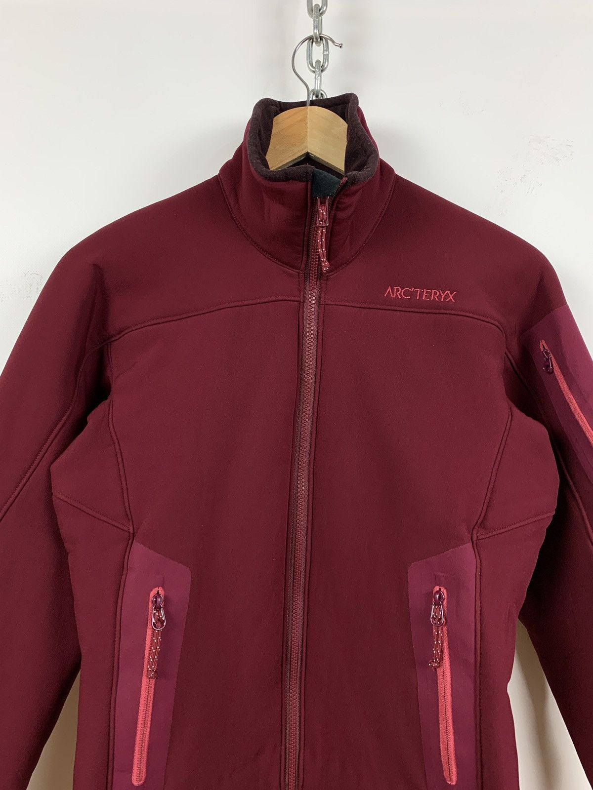 Arc'teryx Vintage Arcteryx Women’s Softshell Jacket Size S / US 4 / IT 40 - 4 Thumbnail