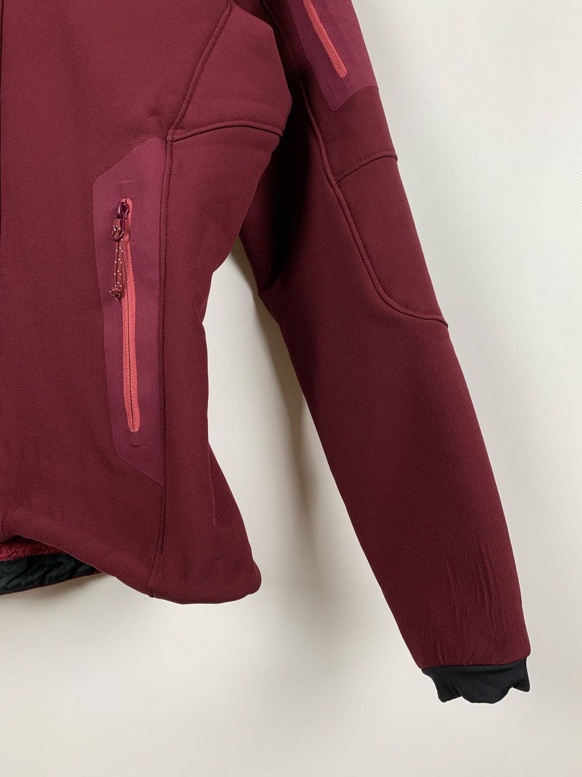 Arc'teryx Vintage Arcteryx Women’s Softshell Jacket Size S / US 4 / IT 40 - 9 Thumbnail