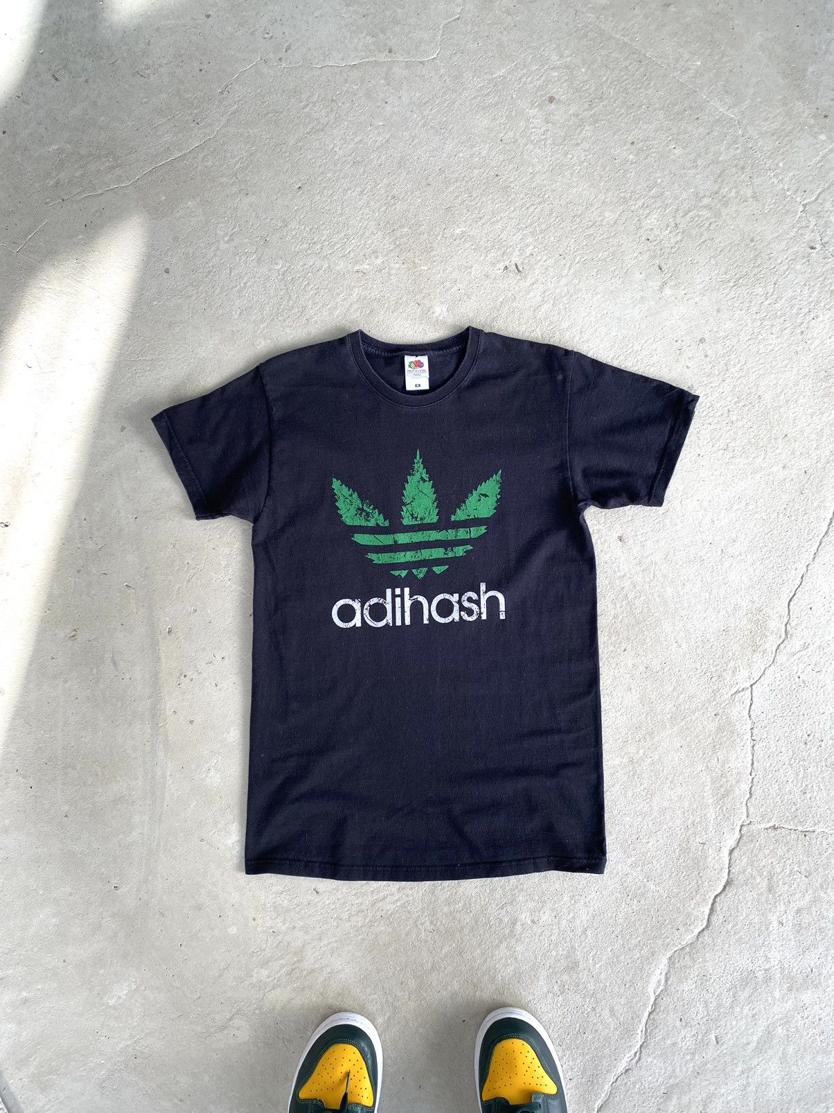Rap Tees Vintage Adihash Marijuana Weed T Shirt Hip Hop Y2K Dr Dre Size US M / EU 48-50 / 2 - 1 Thumbnail