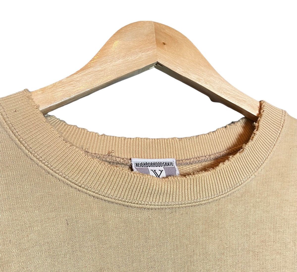 Neighborhood Vintage 90s Neighborhood Skate Logo Distressed Sweatshirt Size US XL / EU 56 / 4 - 6 Thumbnail