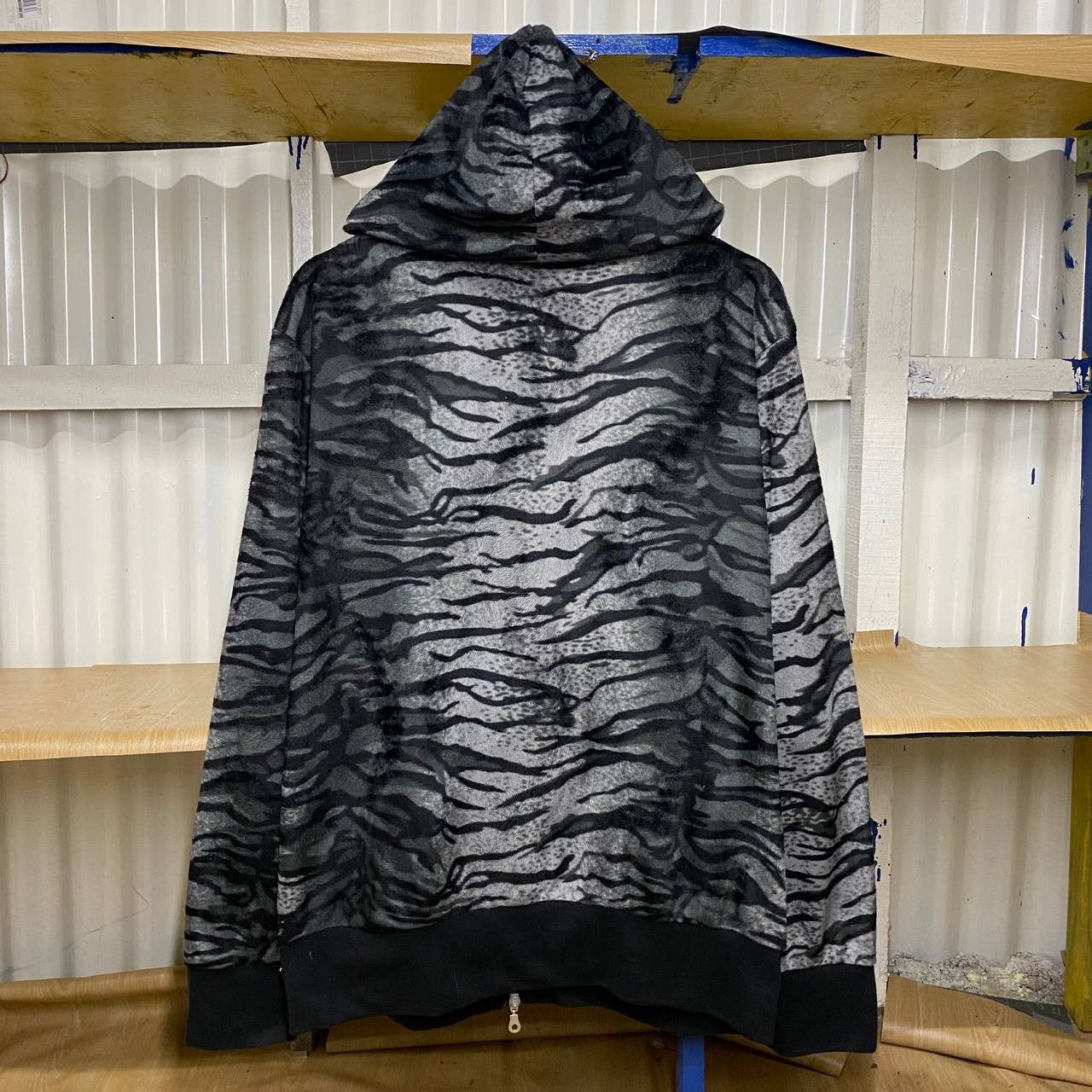 Vintage Tiger stripe pile fleece zipper hoodies Size US L / EU 52-54 / 3 - 7 Thumbnail