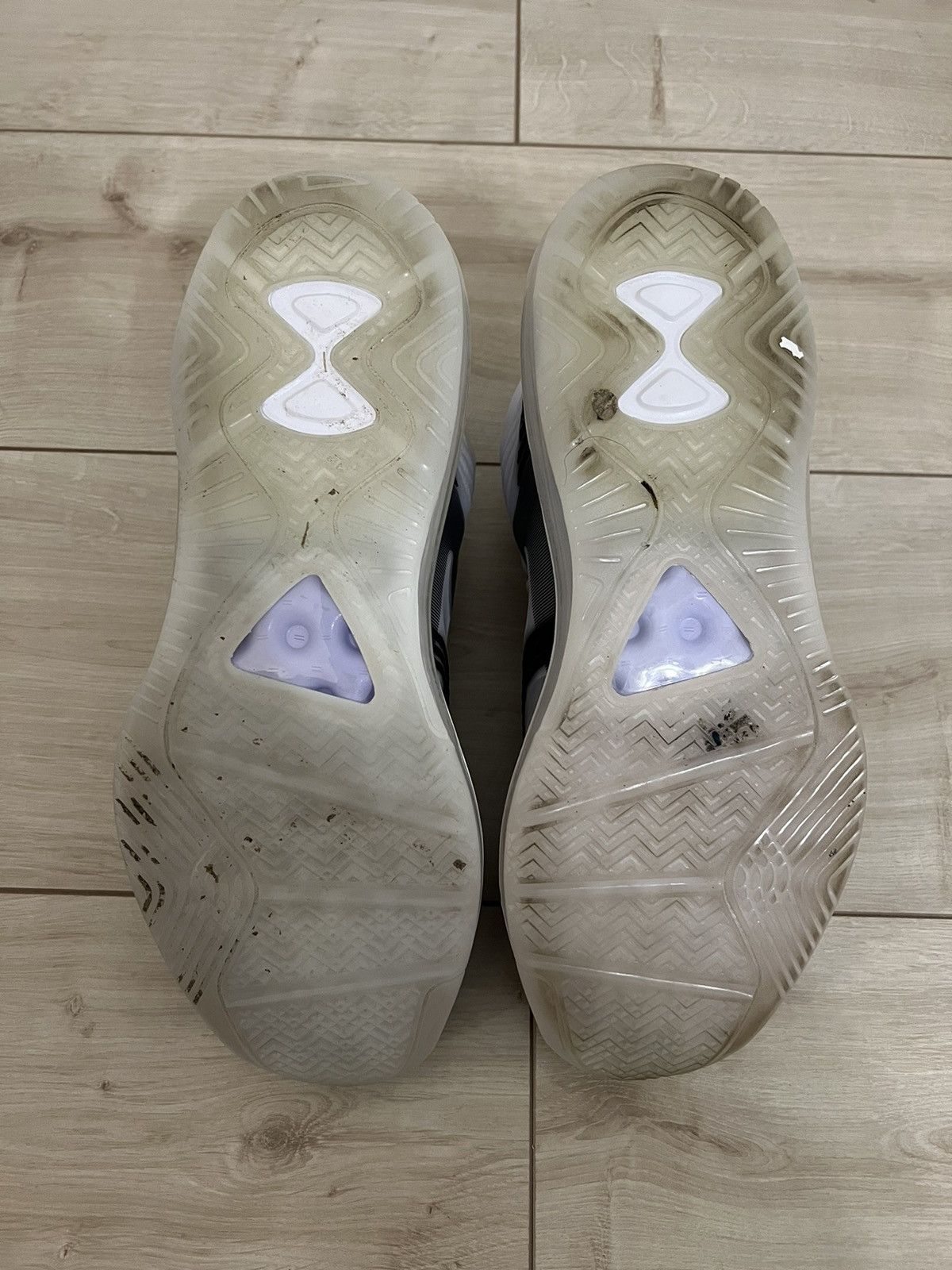John Elliott × Nike Nike LeBron Icon John Elliott - White Size US 10 / EU 43 - 6 Thumbnail