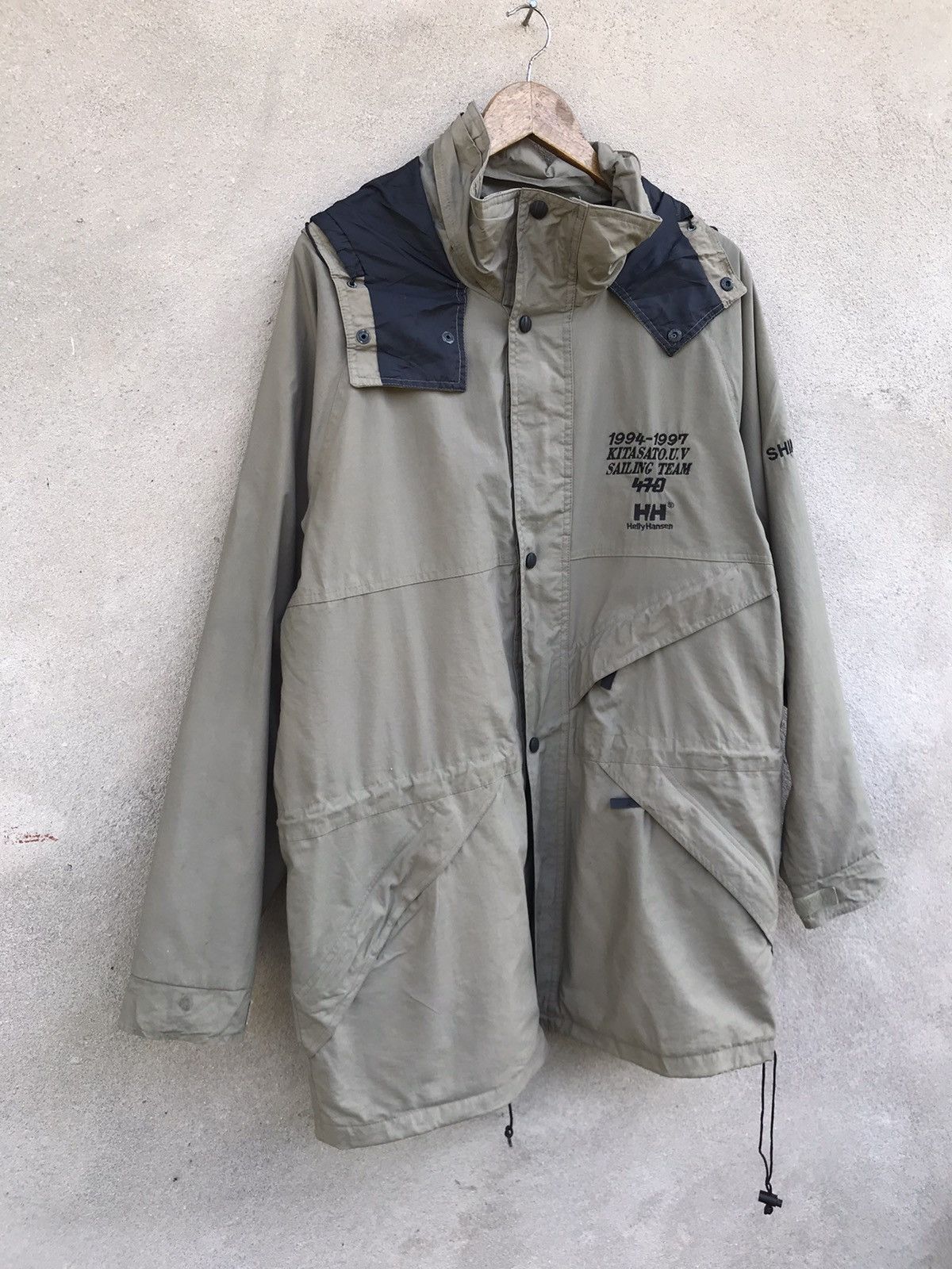 Helly Hansen VINTAGE HELLY HANSEN KITASATO SAILING TEAM RACING PARKA JCKT Size US L / EU 52-54 / 3 - 3 Thumbnail