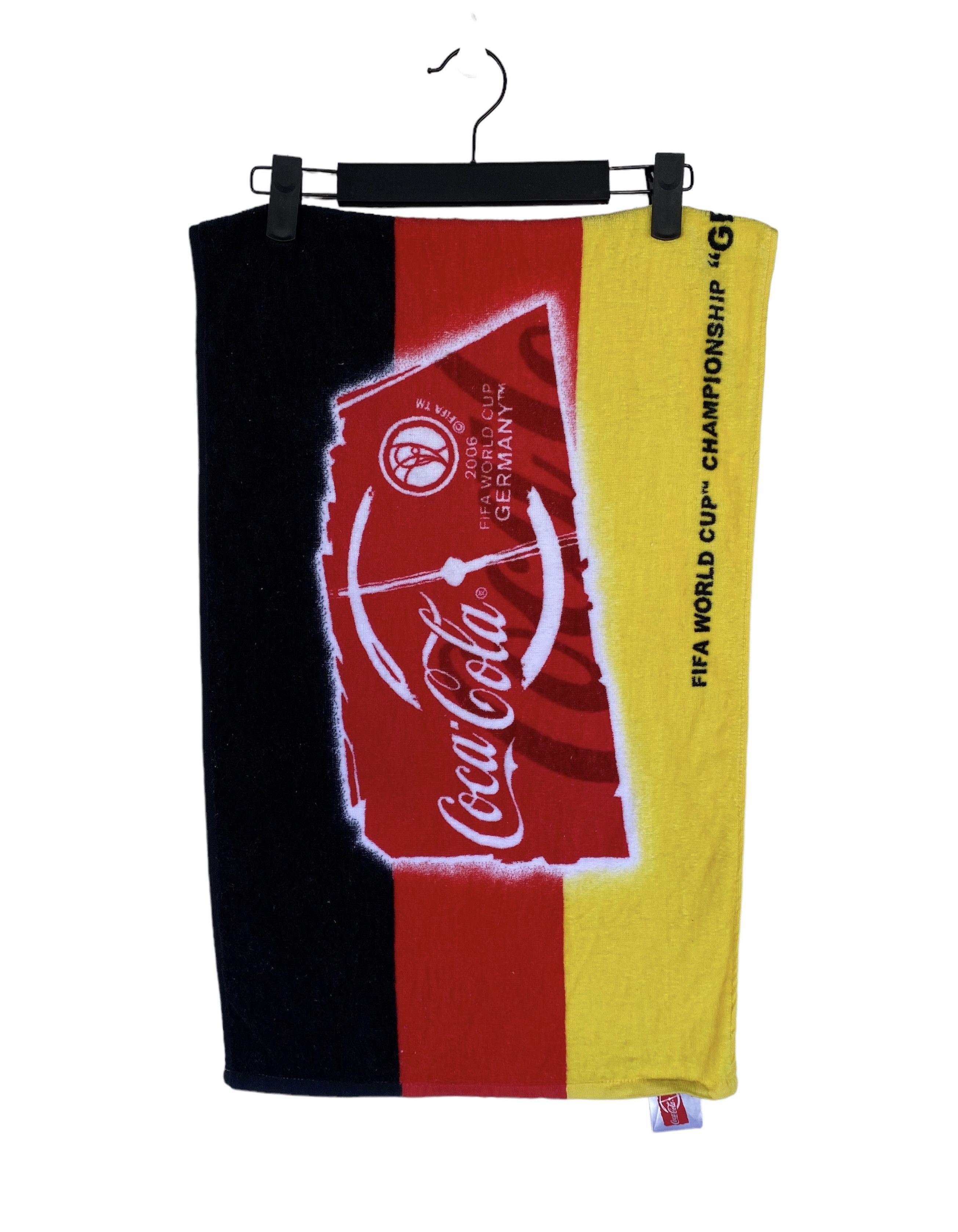 Champion × Coca Cola COCA-COLA COKE FIFA World Cup 2006 Germany hand / face towel Size ONE SIZE - 1 Thumbnail